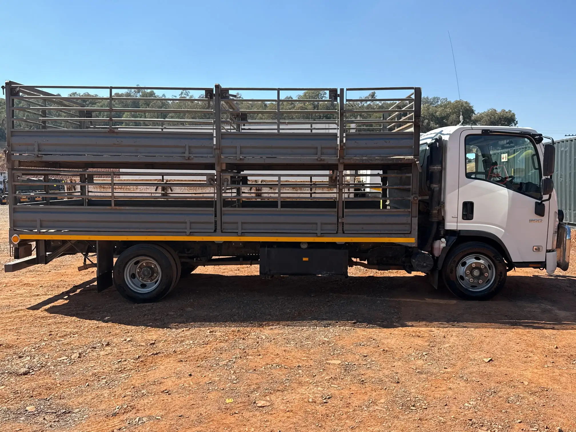 Isuzu NQR 500