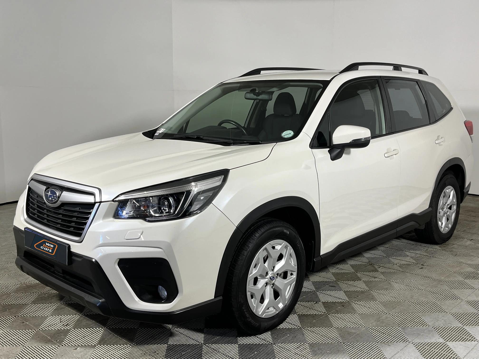 Subaru Forester 2.0i CVT