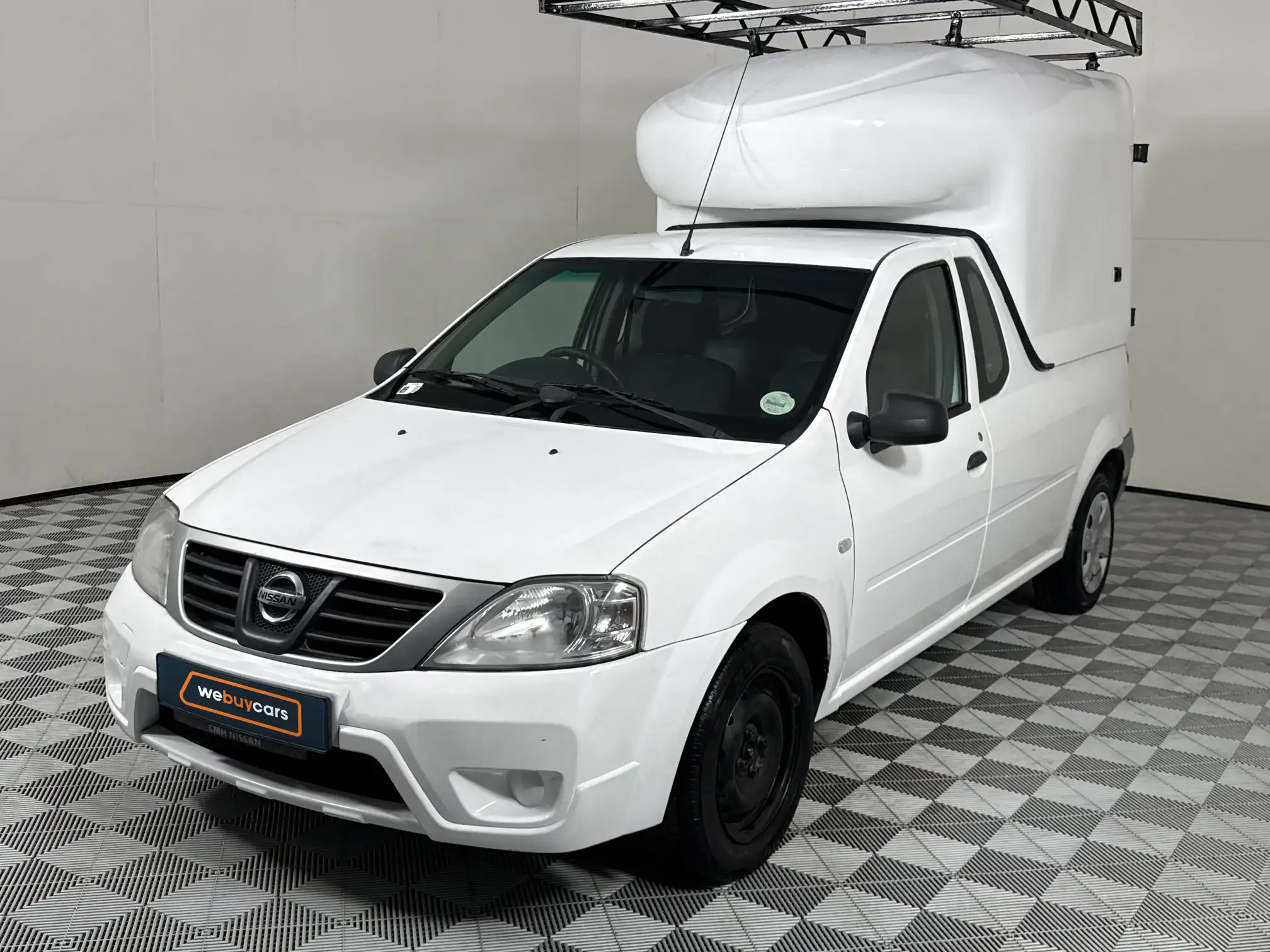 2021 Nissan NP200
