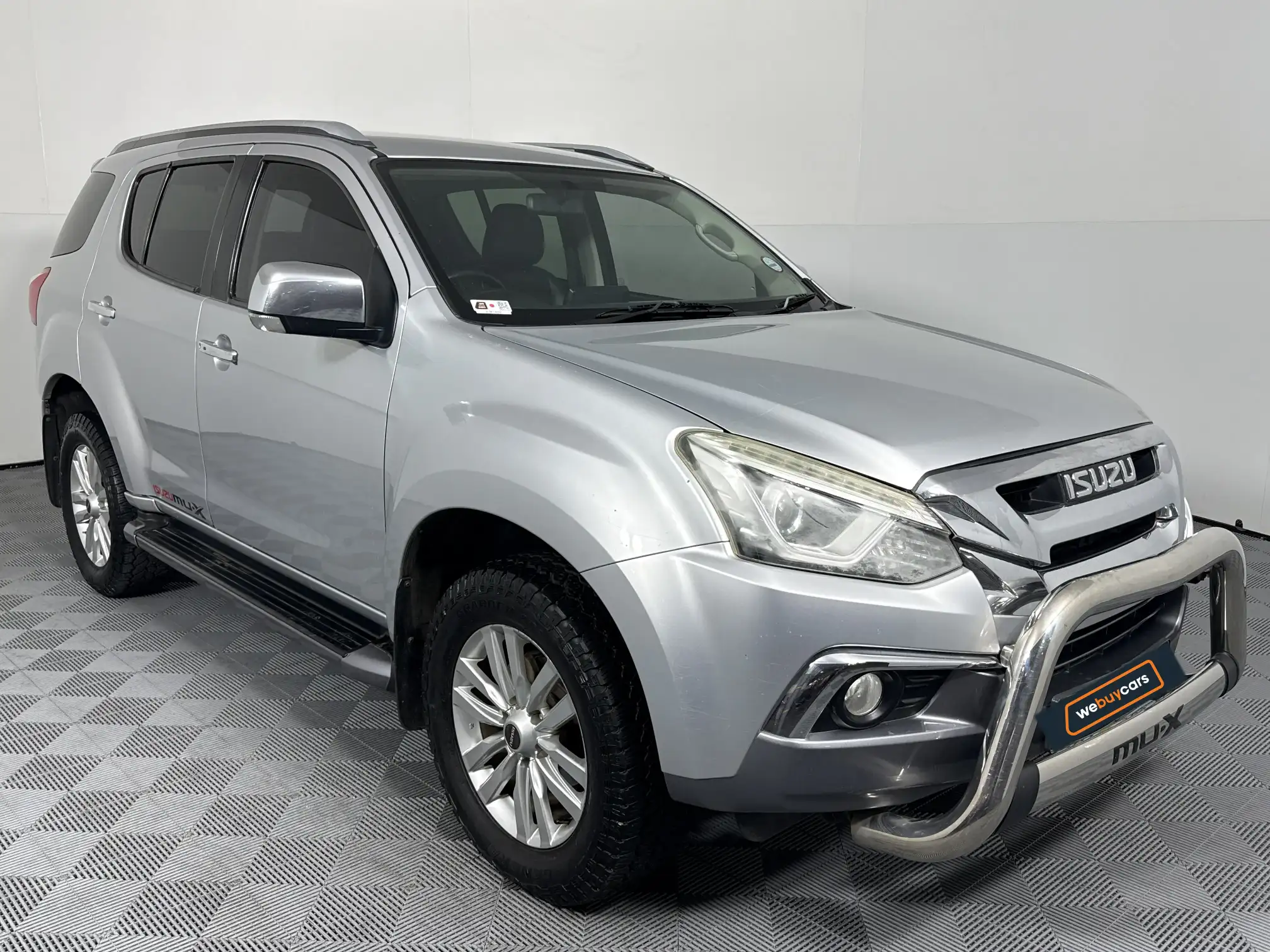 Isuzu MU-X