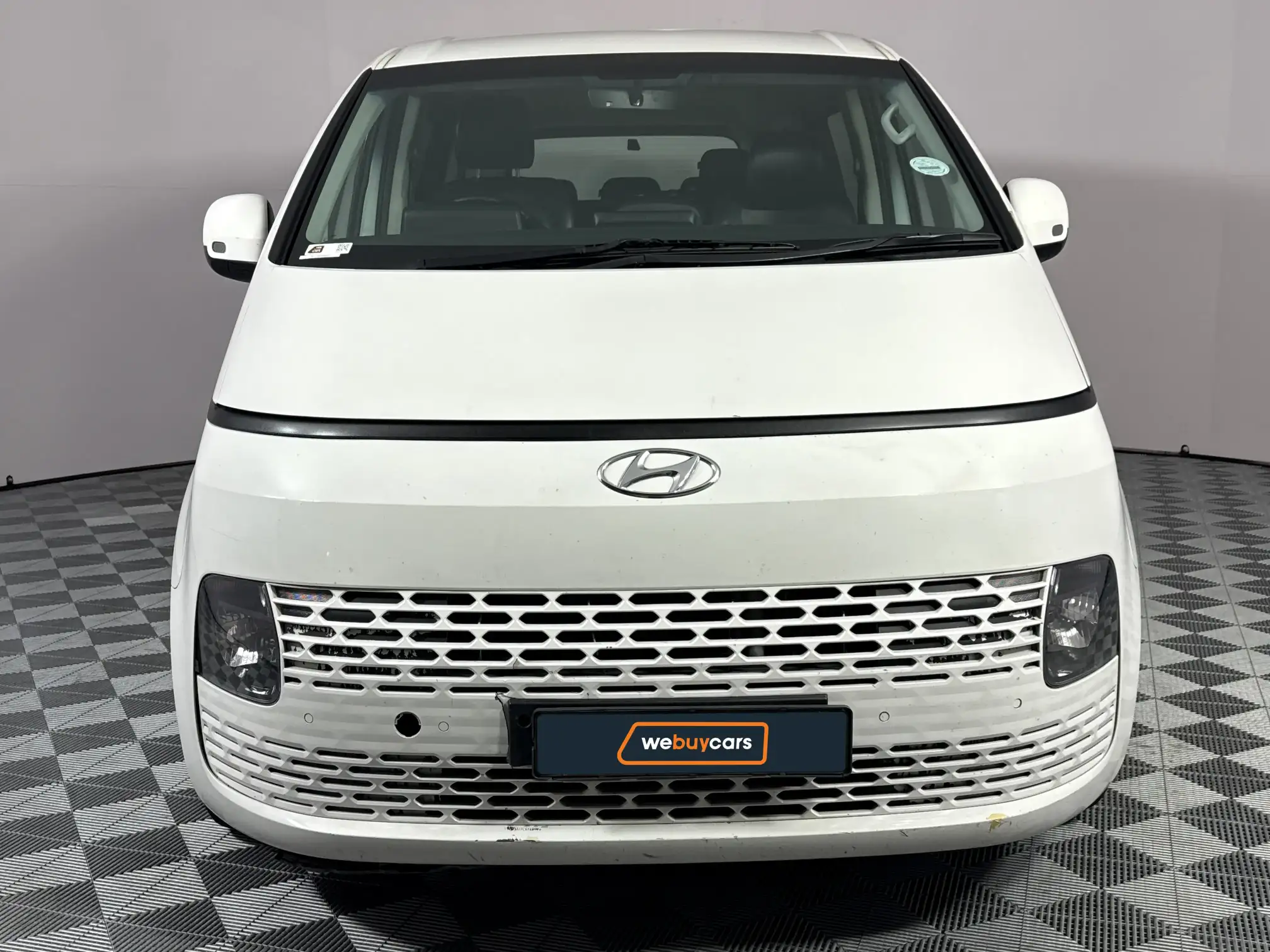 Hyundai Staria