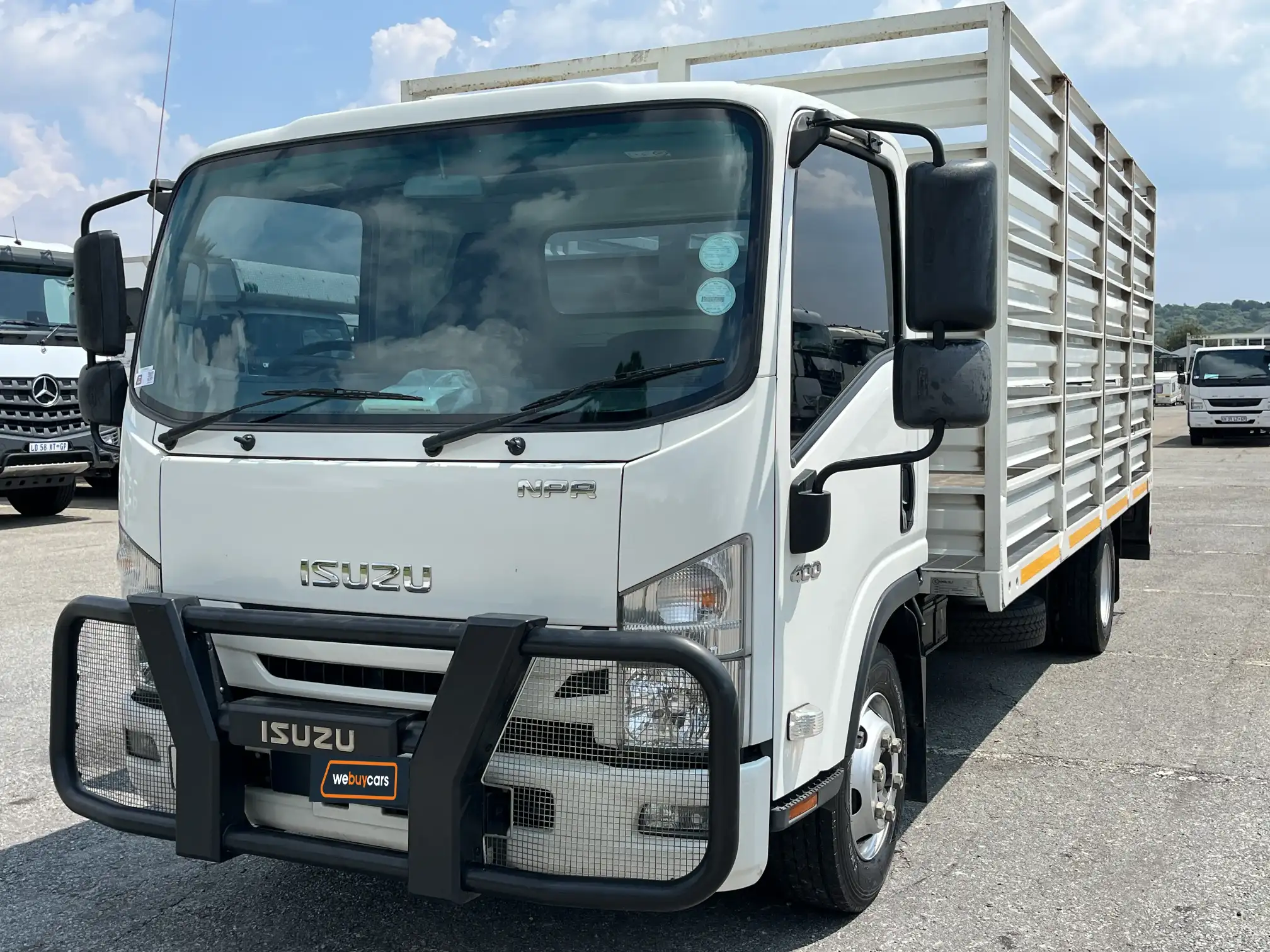 Isuzu NPR 400