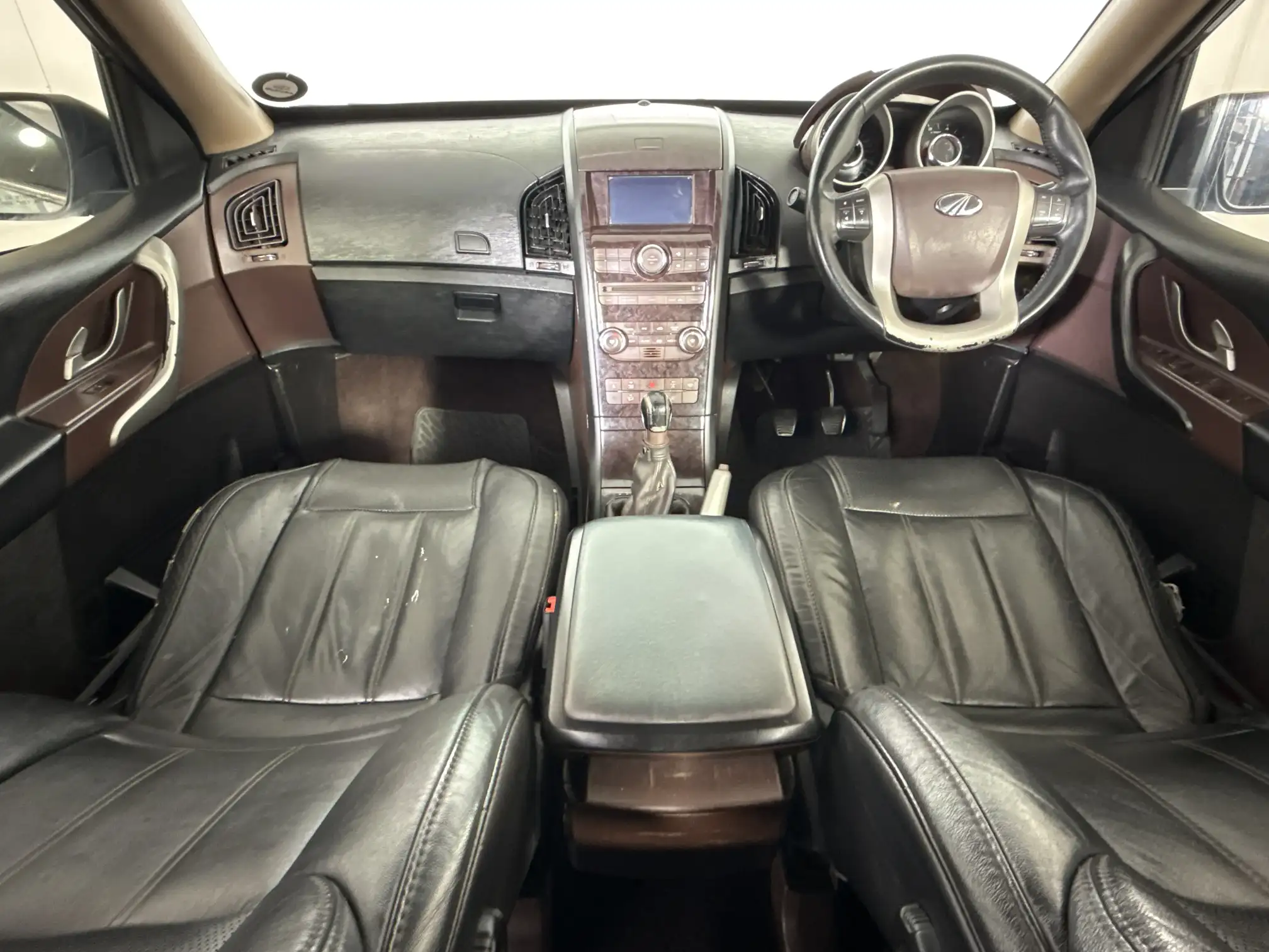 Mahindra XUV