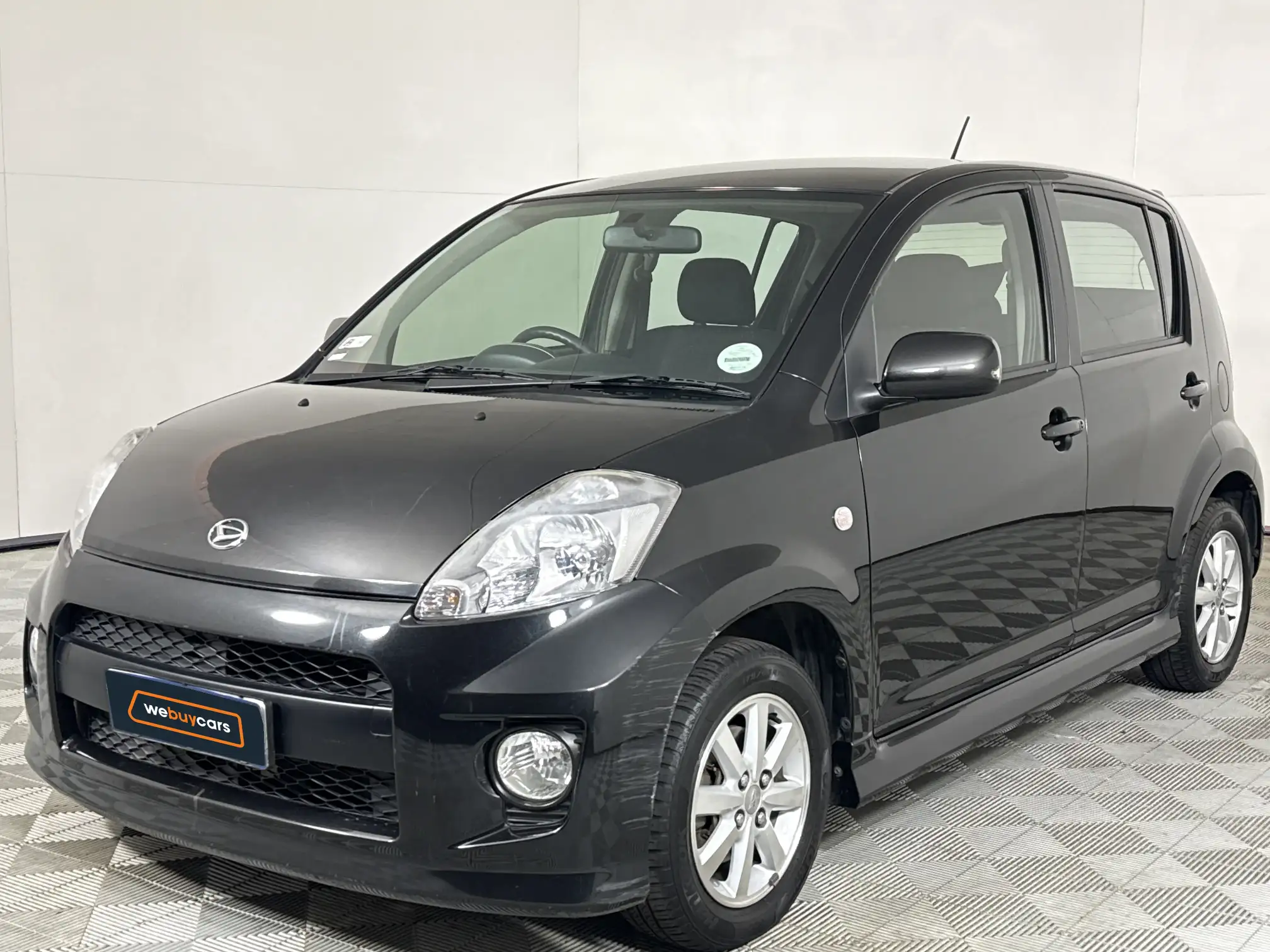 2009 Daihatsu Sirion