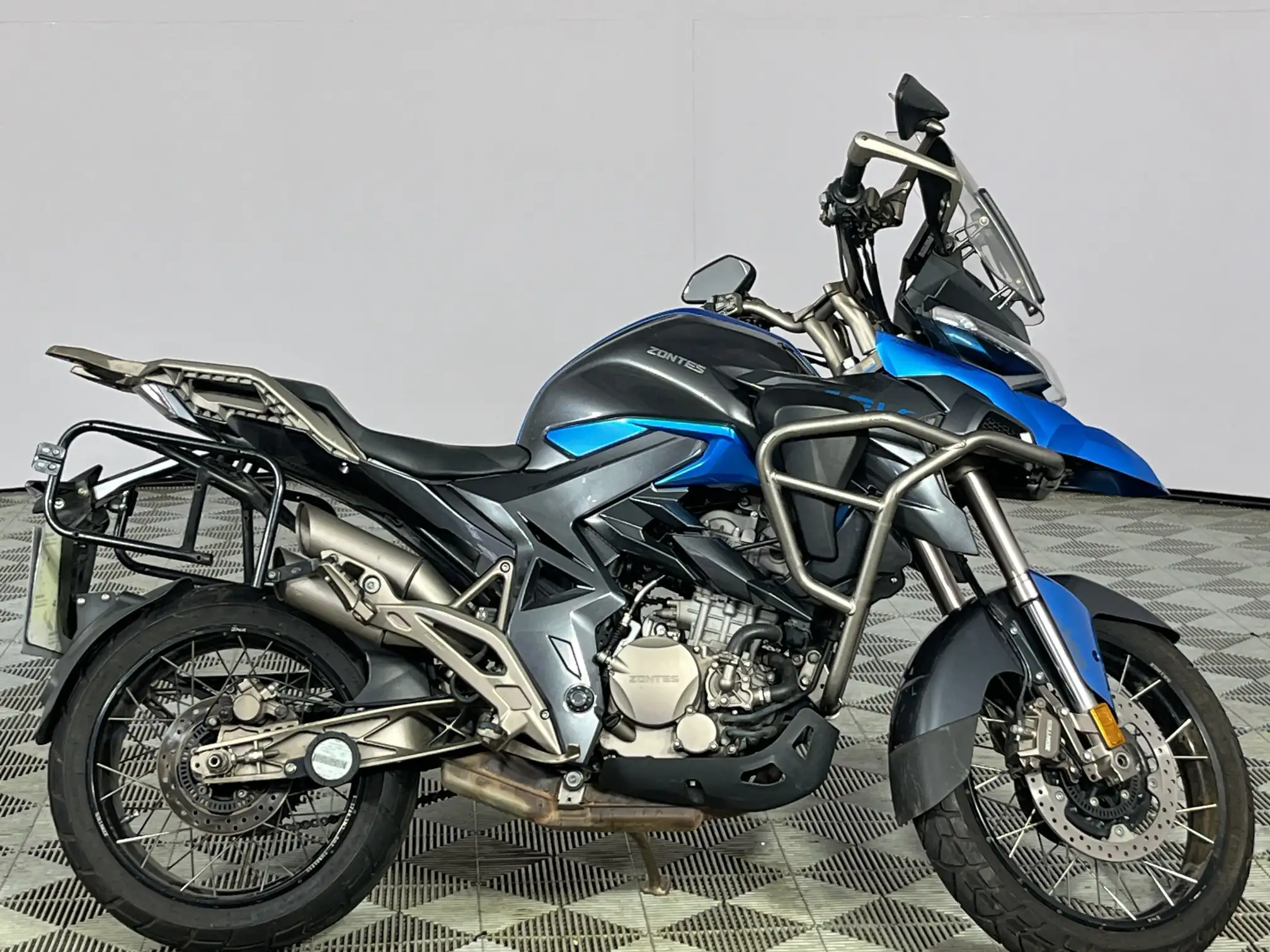 Zontes ZT