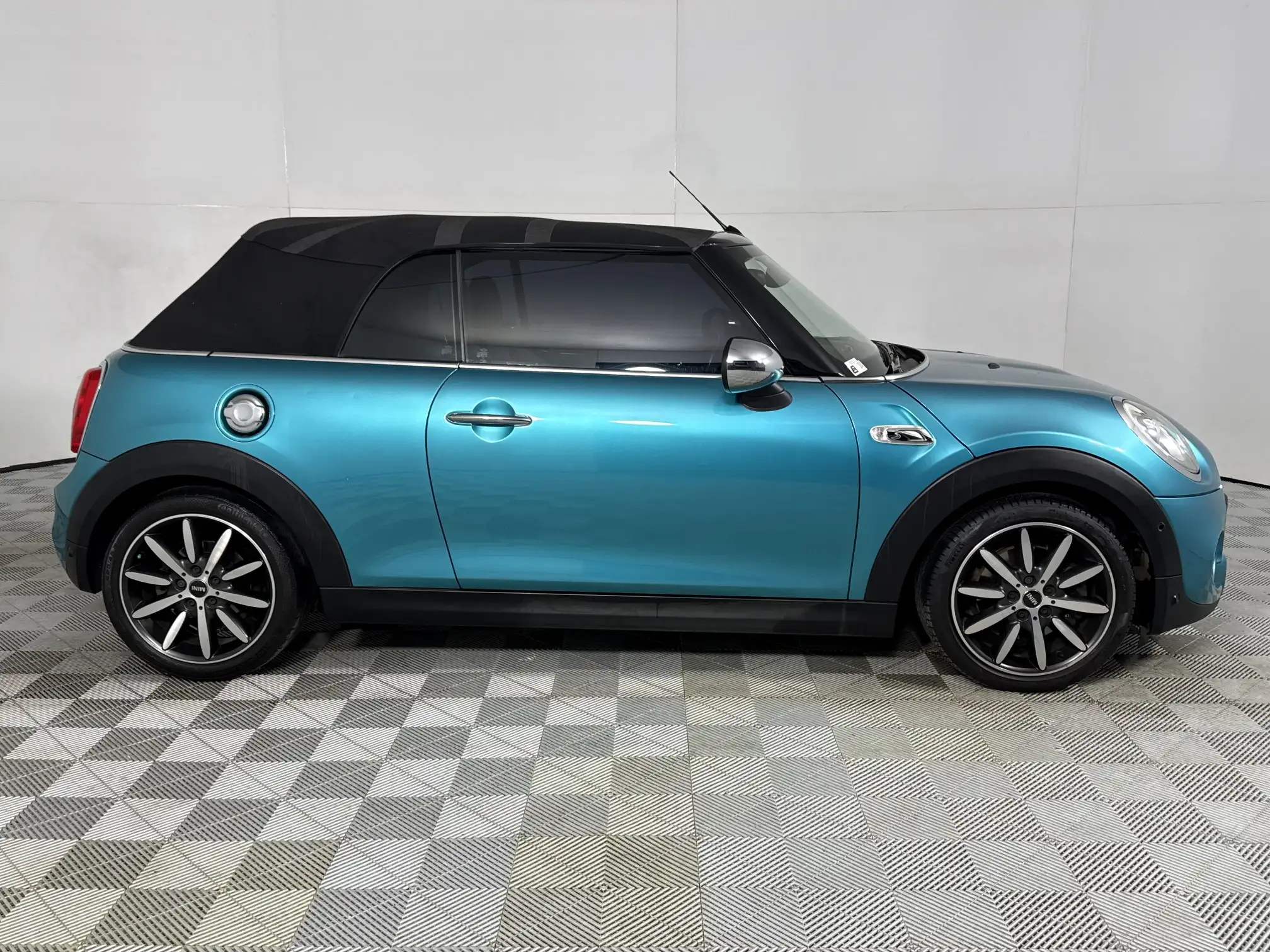 Mini Cooper Convertible