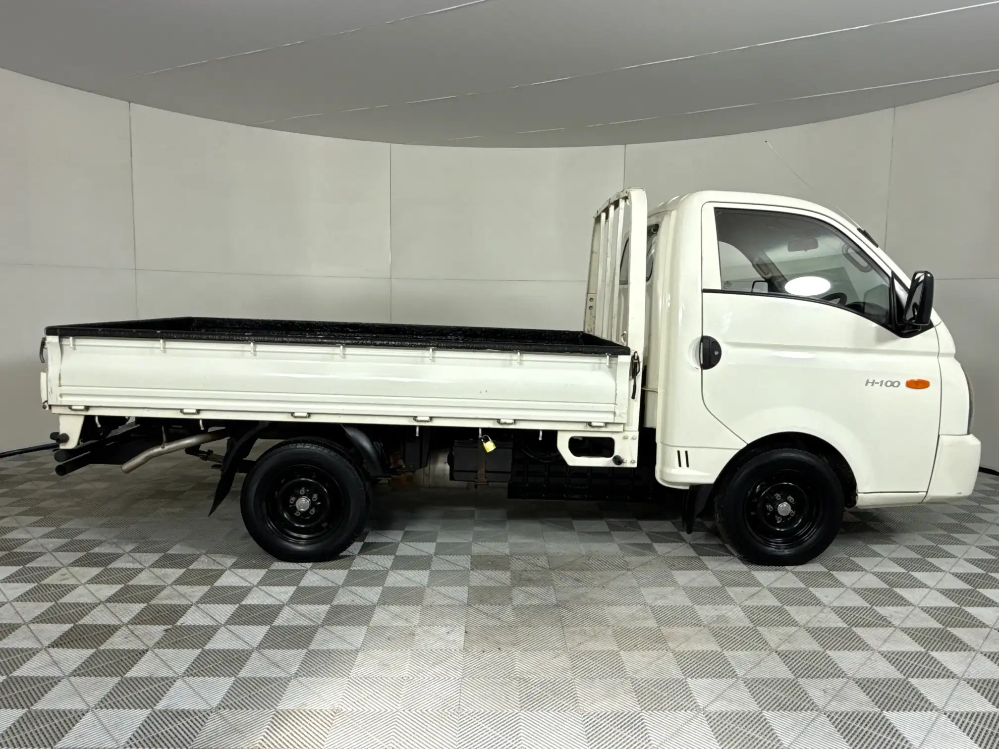 Hyundai H100