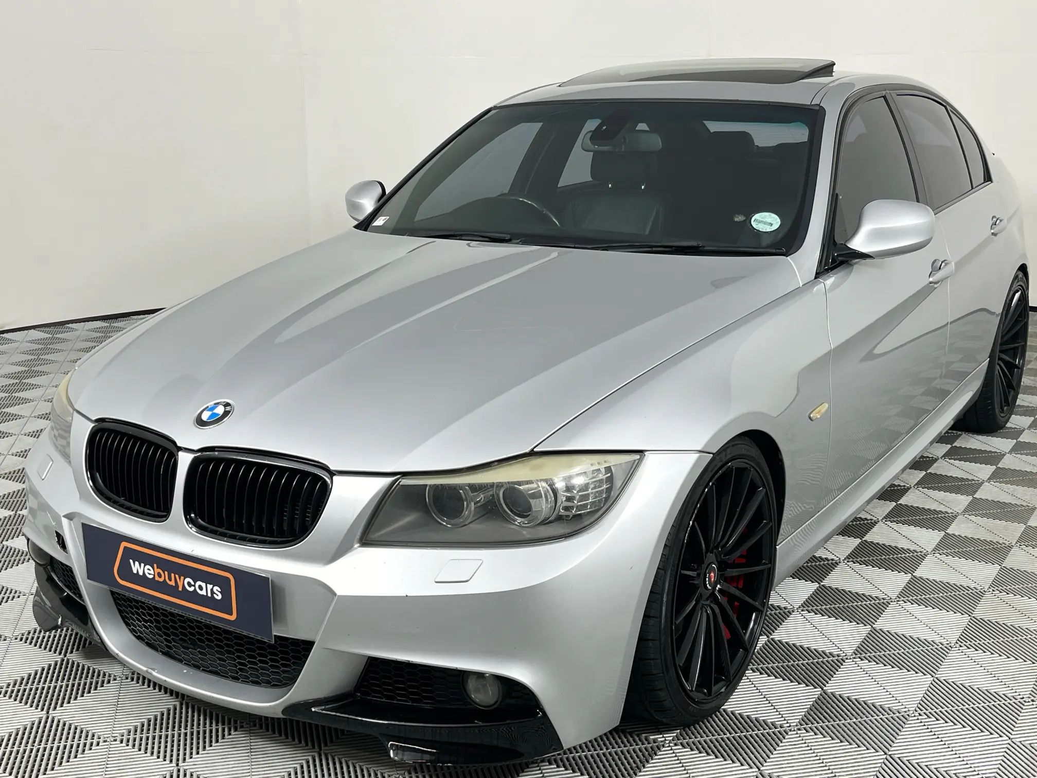 2011 BMW 3 Series 335i Sport Auto (E90)