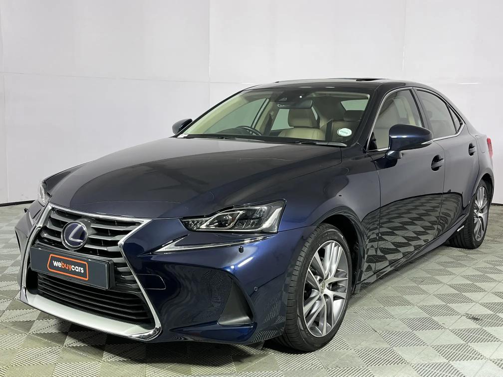 Lexus IS 300 Hybrid