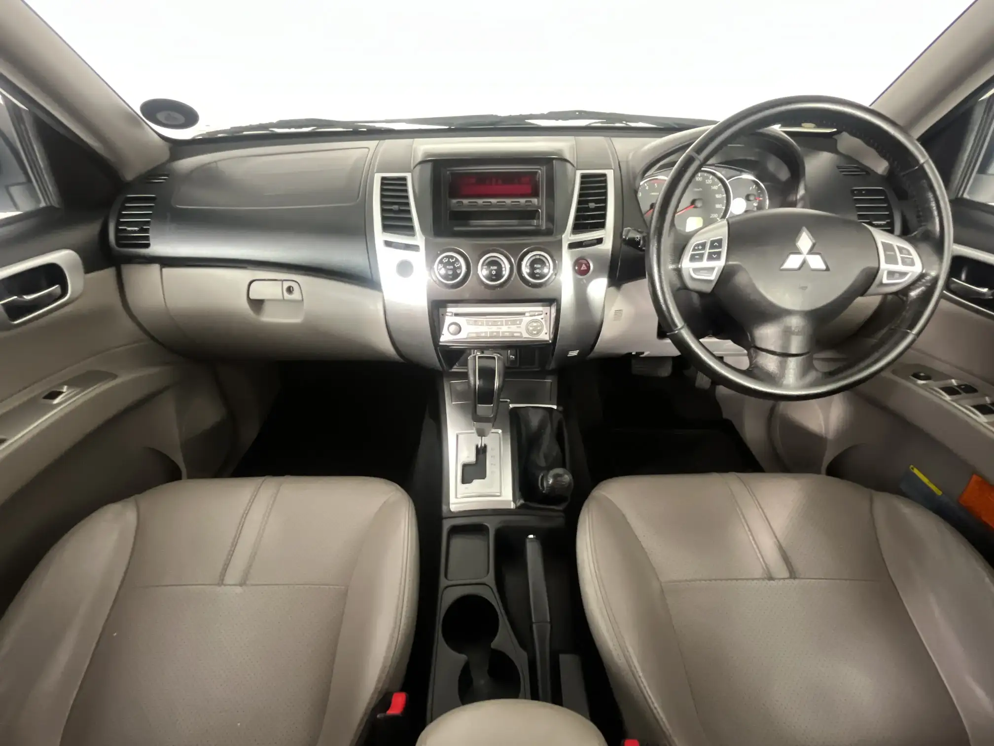 Mitsubishi Pajero Sport