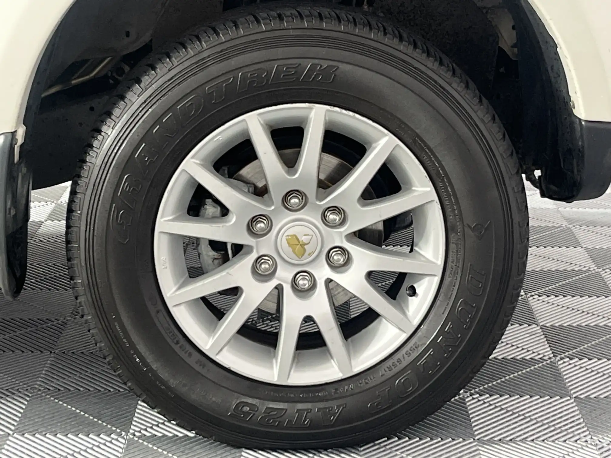 Mitsubishi Pajero Sport