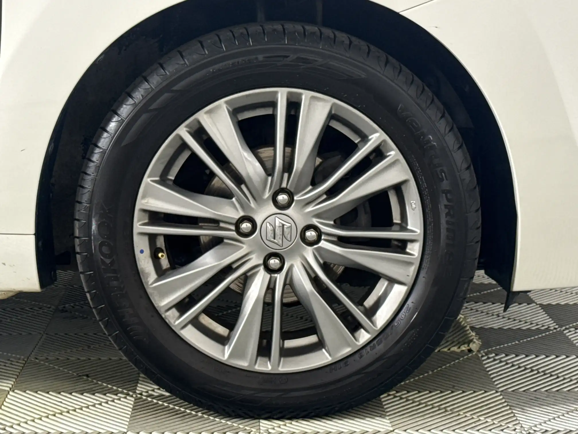 Suzuki Baleno