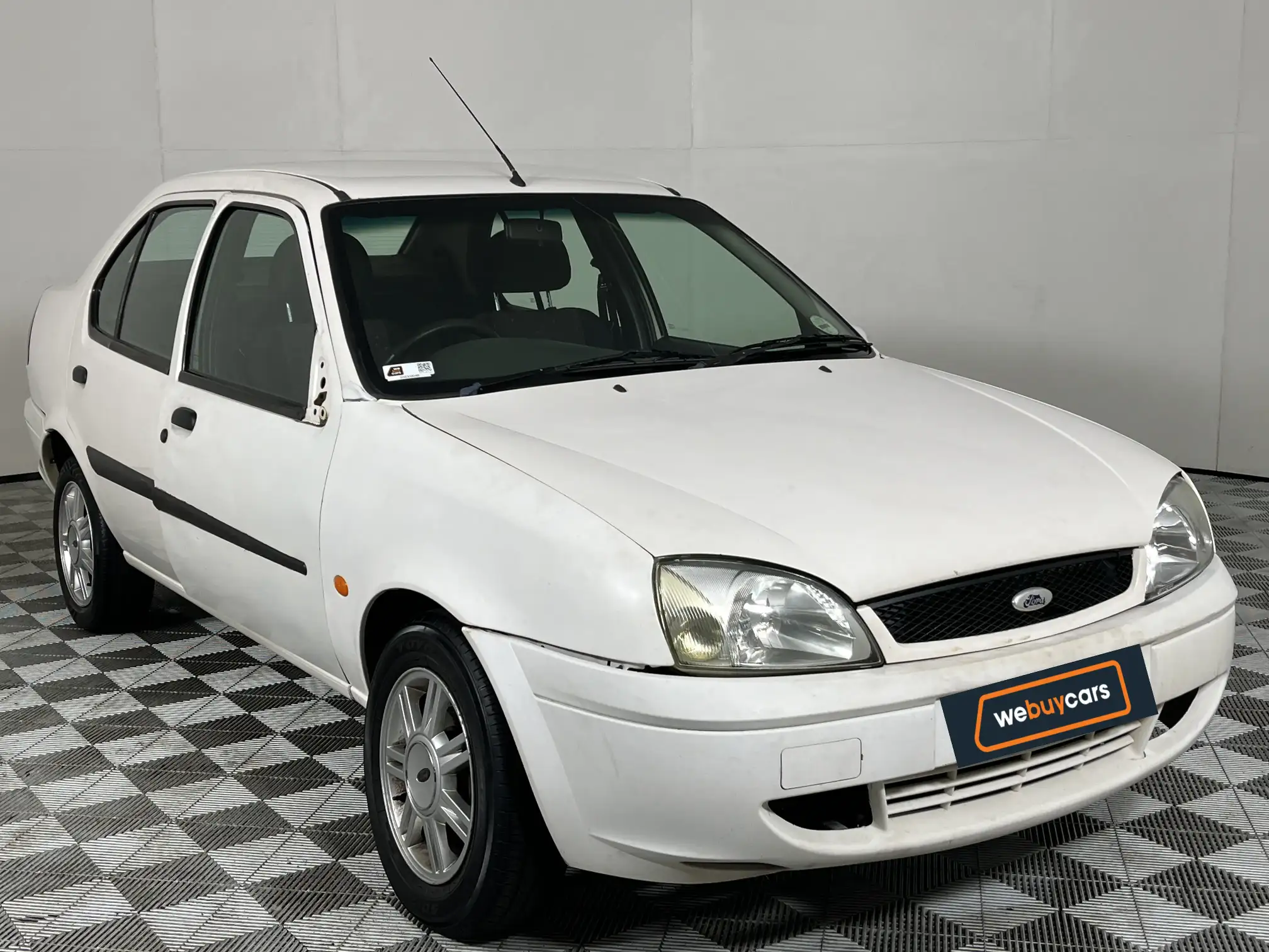 Ford Ikon