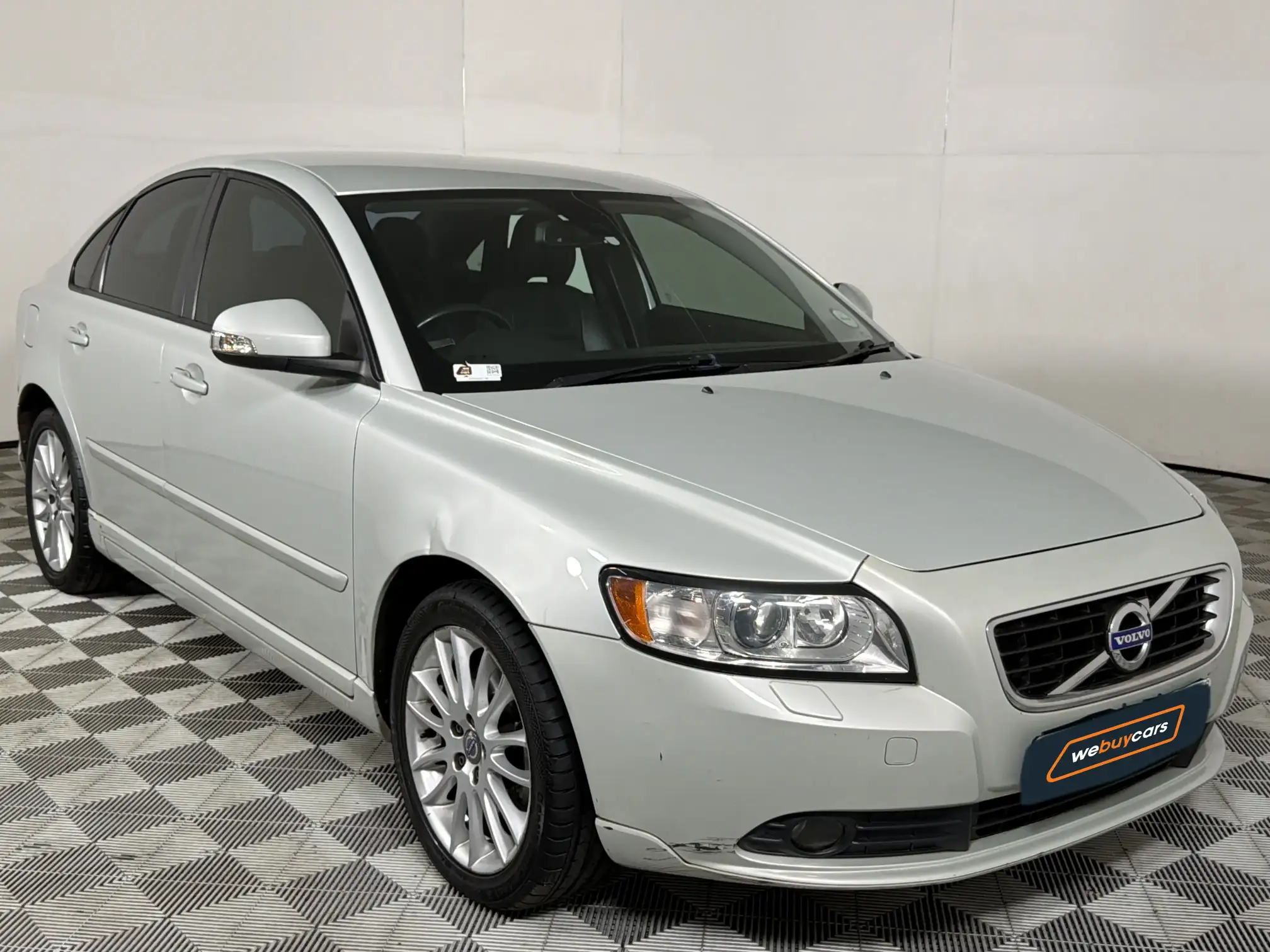 Volvo S40