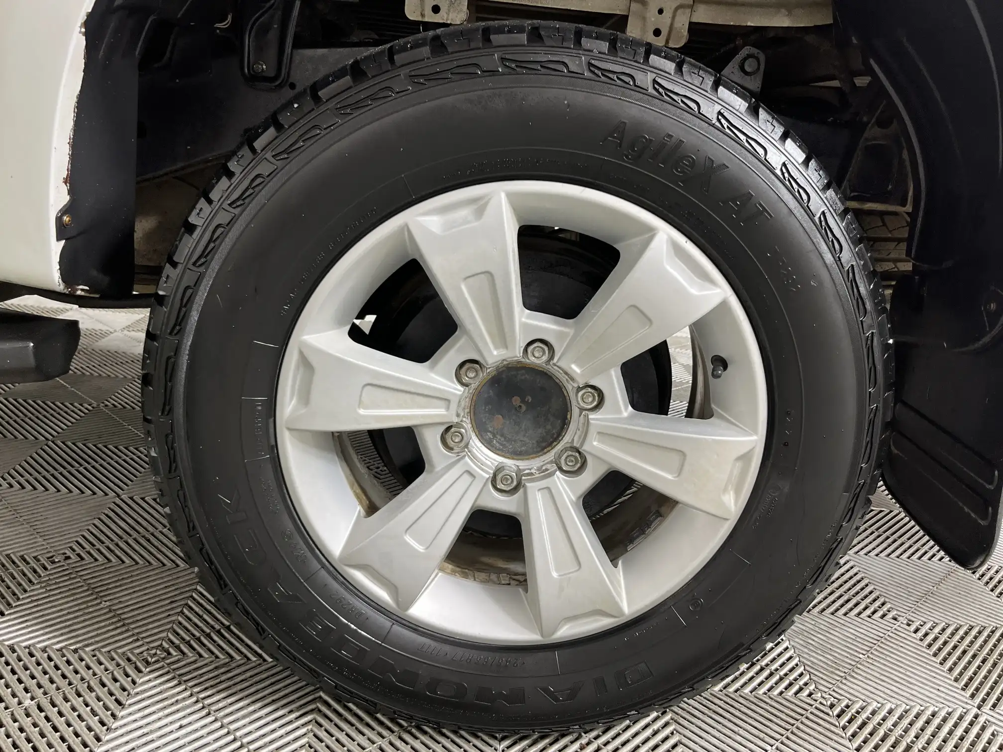 JAC T6