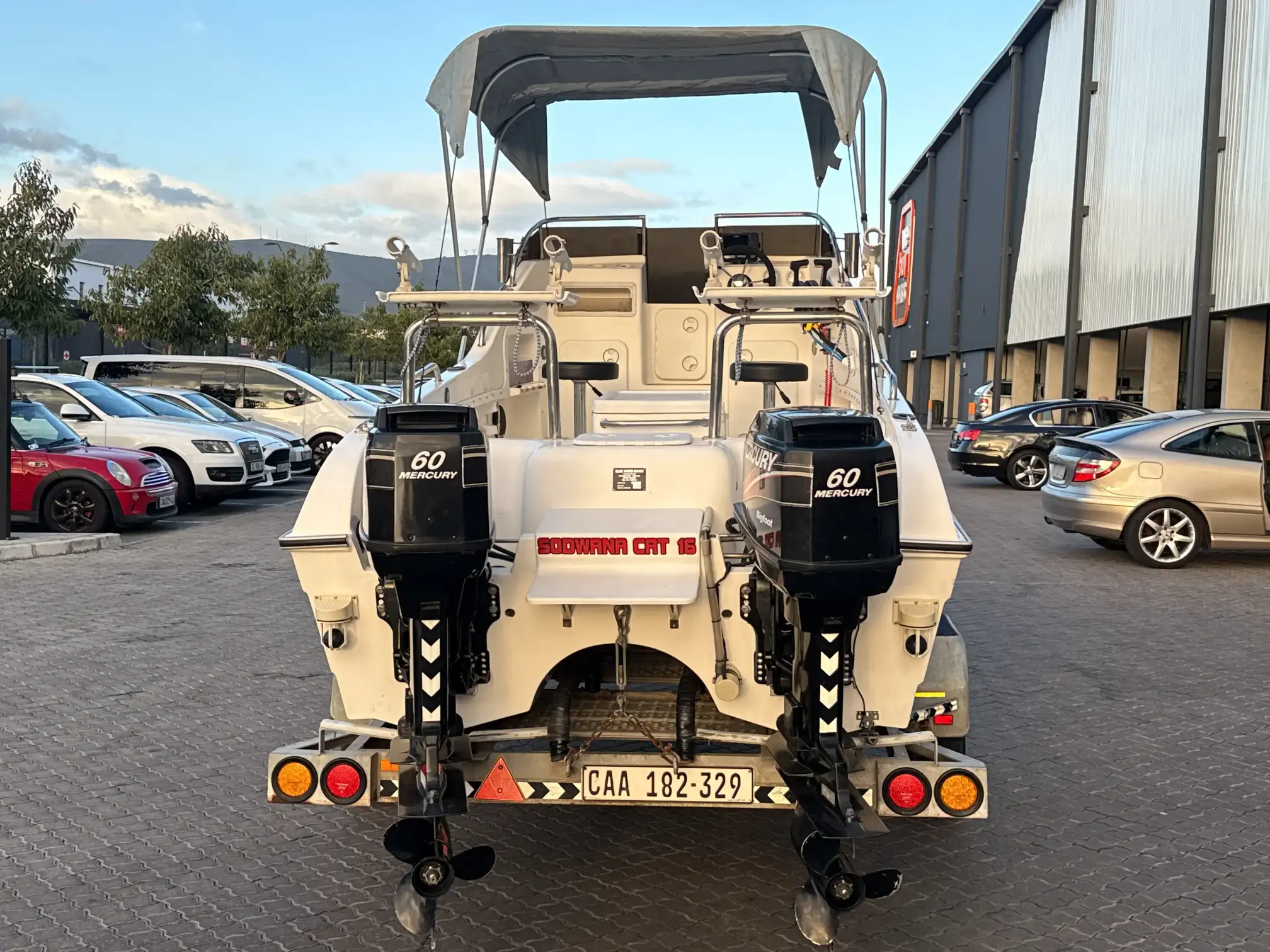 Bluewaterboats Sodwana Cat 16