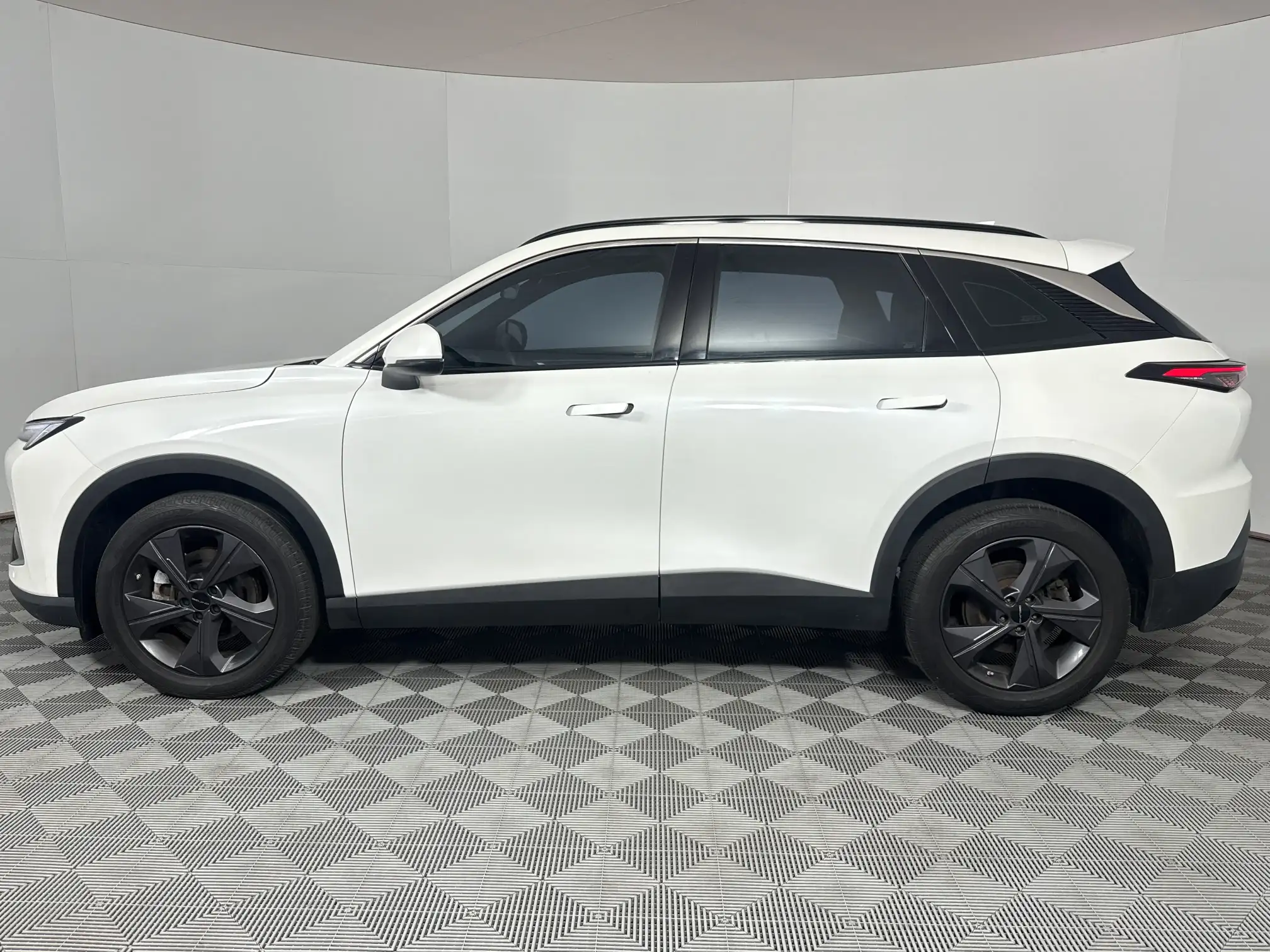Baic X55