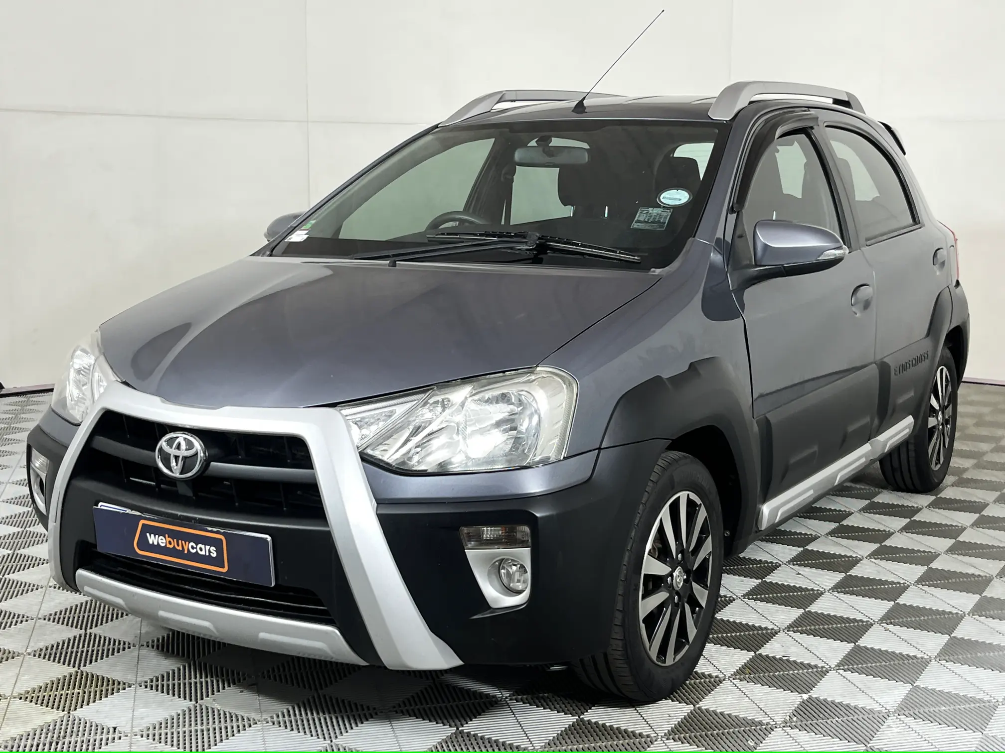2015 Toyota Etios Cross 1.5 XS 5-Door