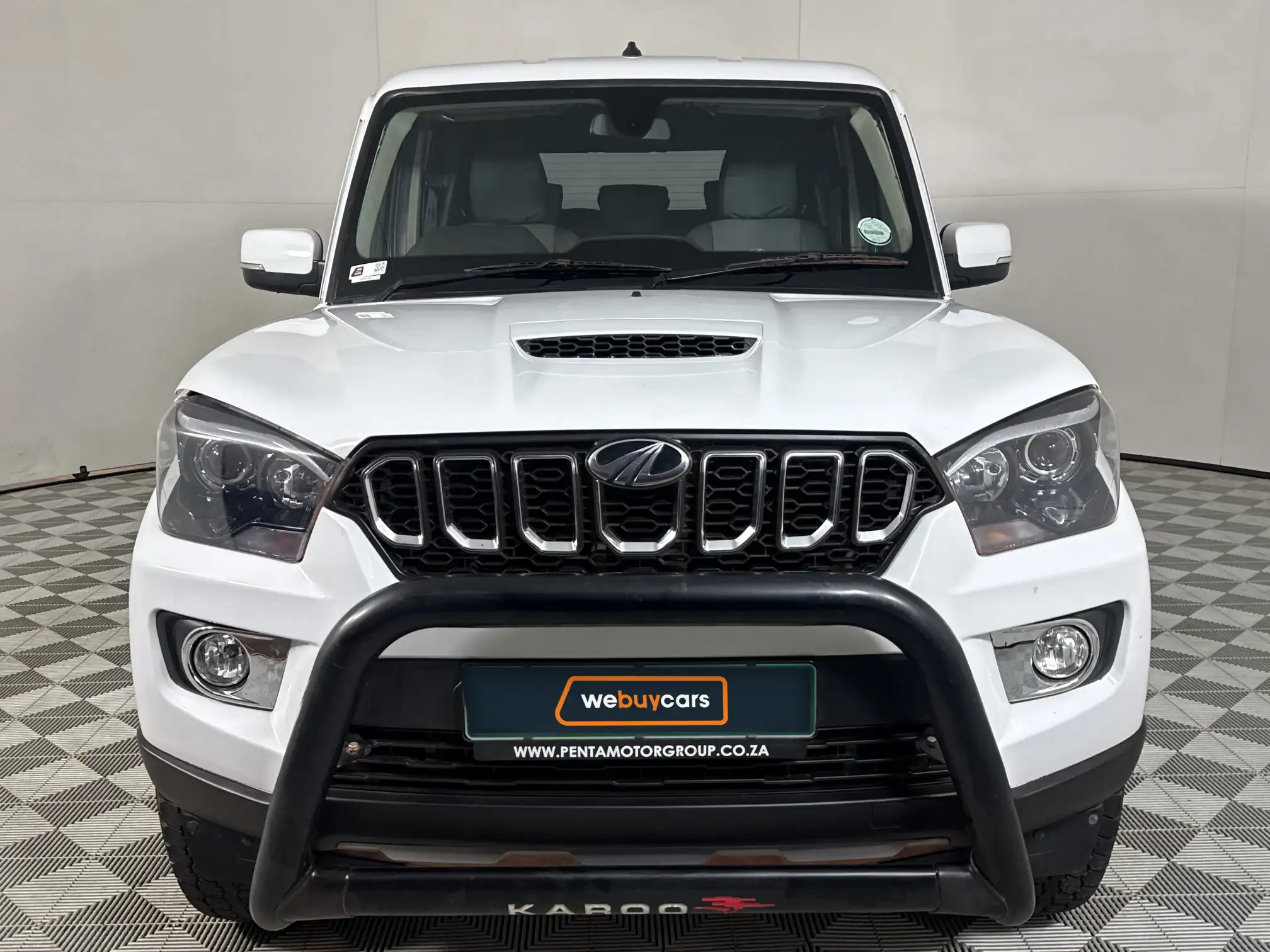 Mahindra PIK UP