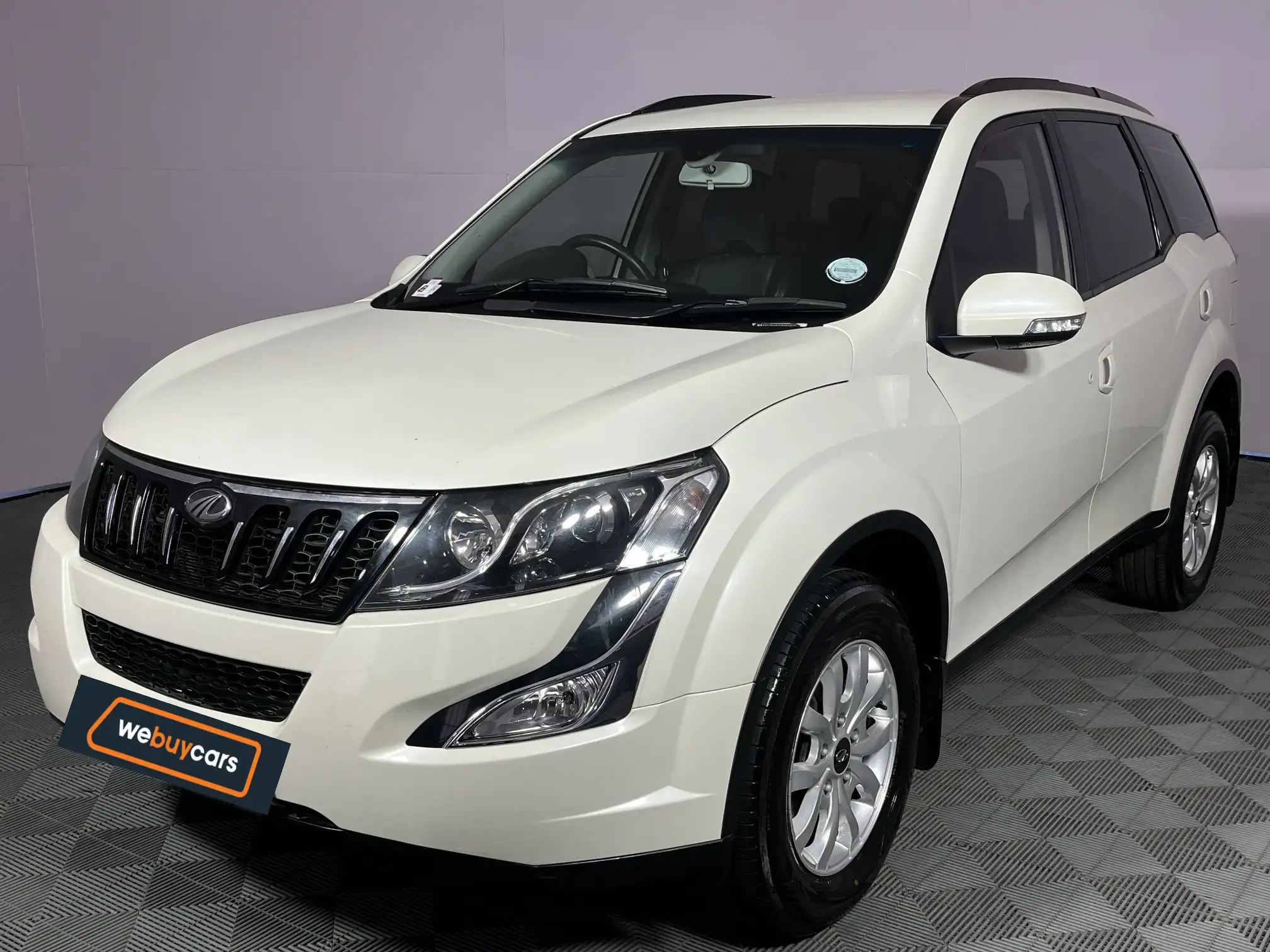 2017 Mahindra XUV