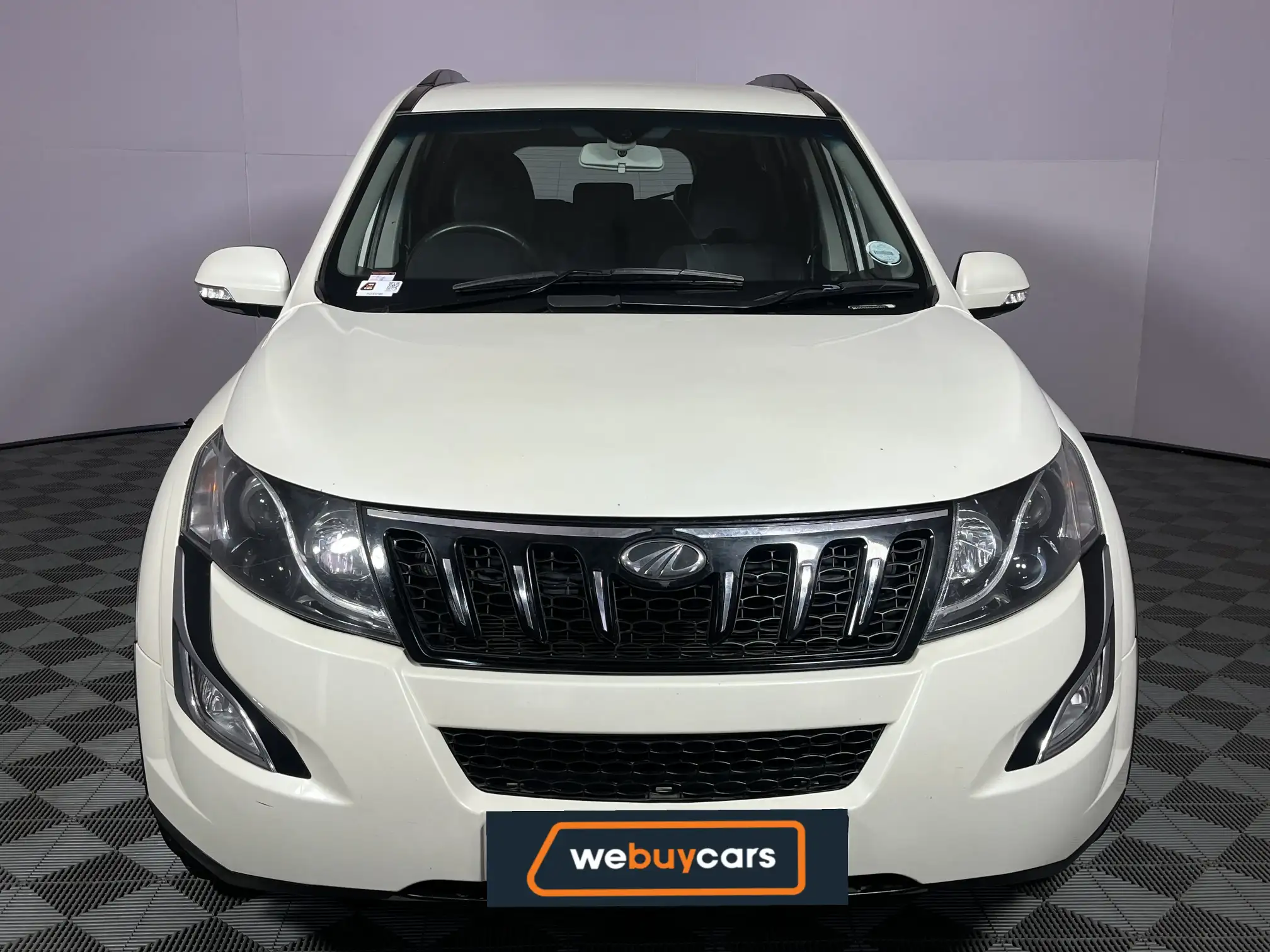 Mahindra XUV