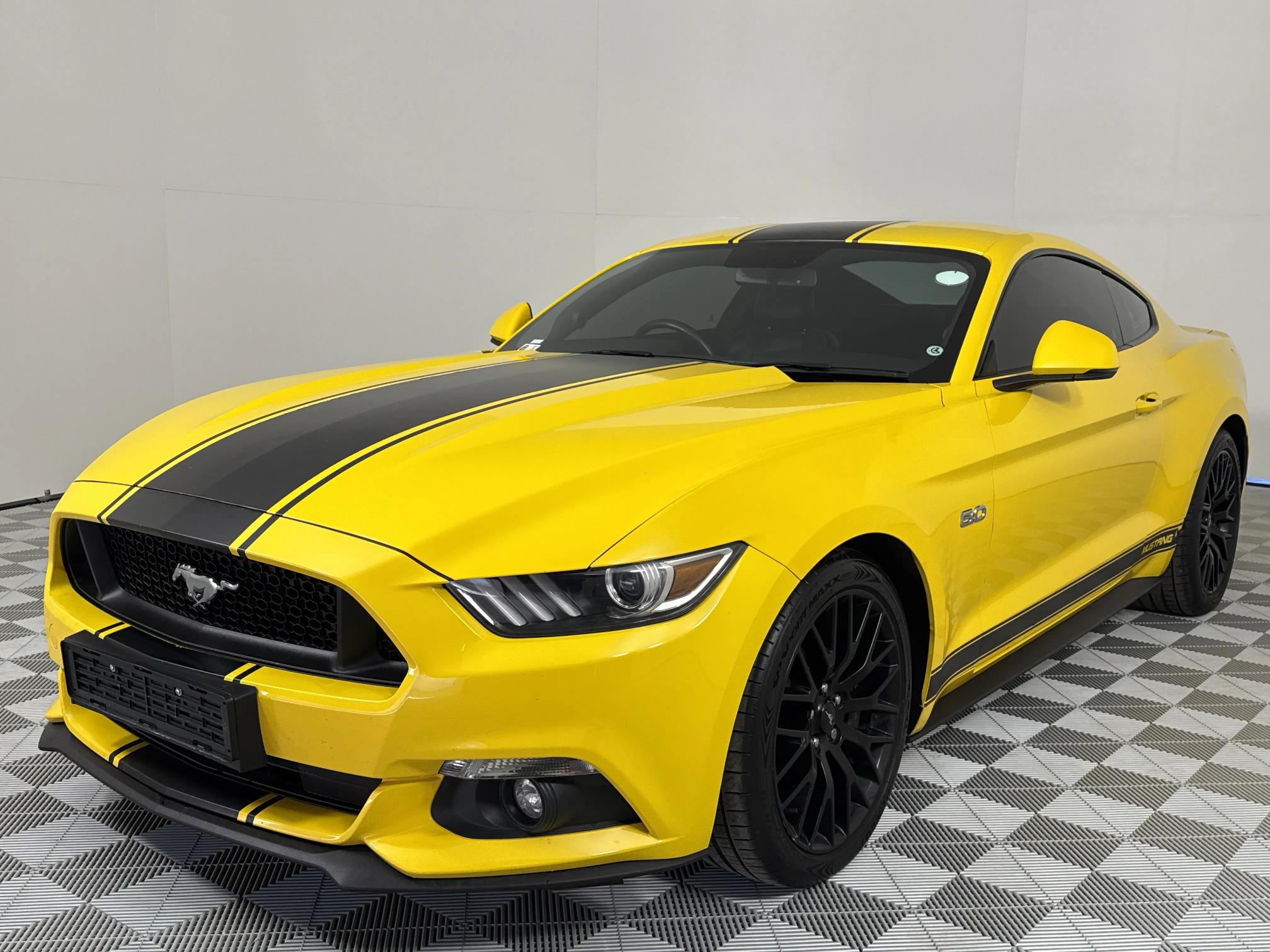 Ford Mustang 5.0 GT Fastback auto