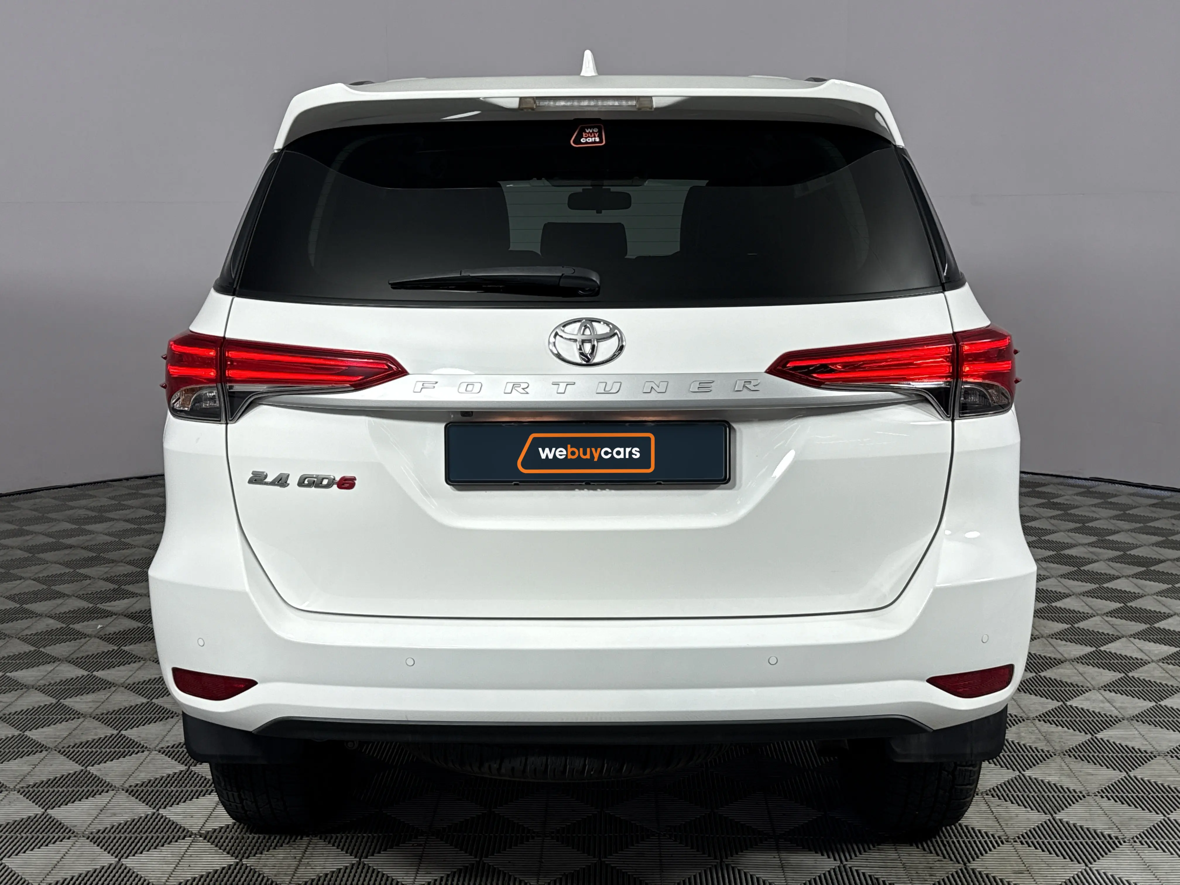 2021 Toyota Fortuner 2.4gd-6 R/B Auto, photo 5