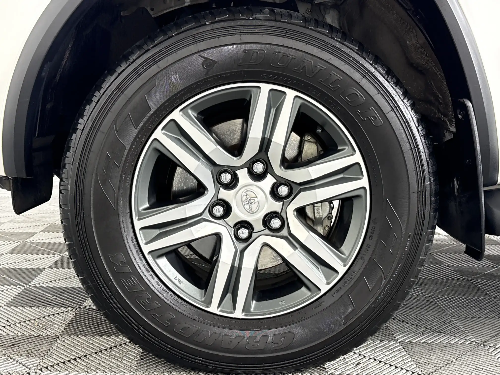 Toyota Fortuner