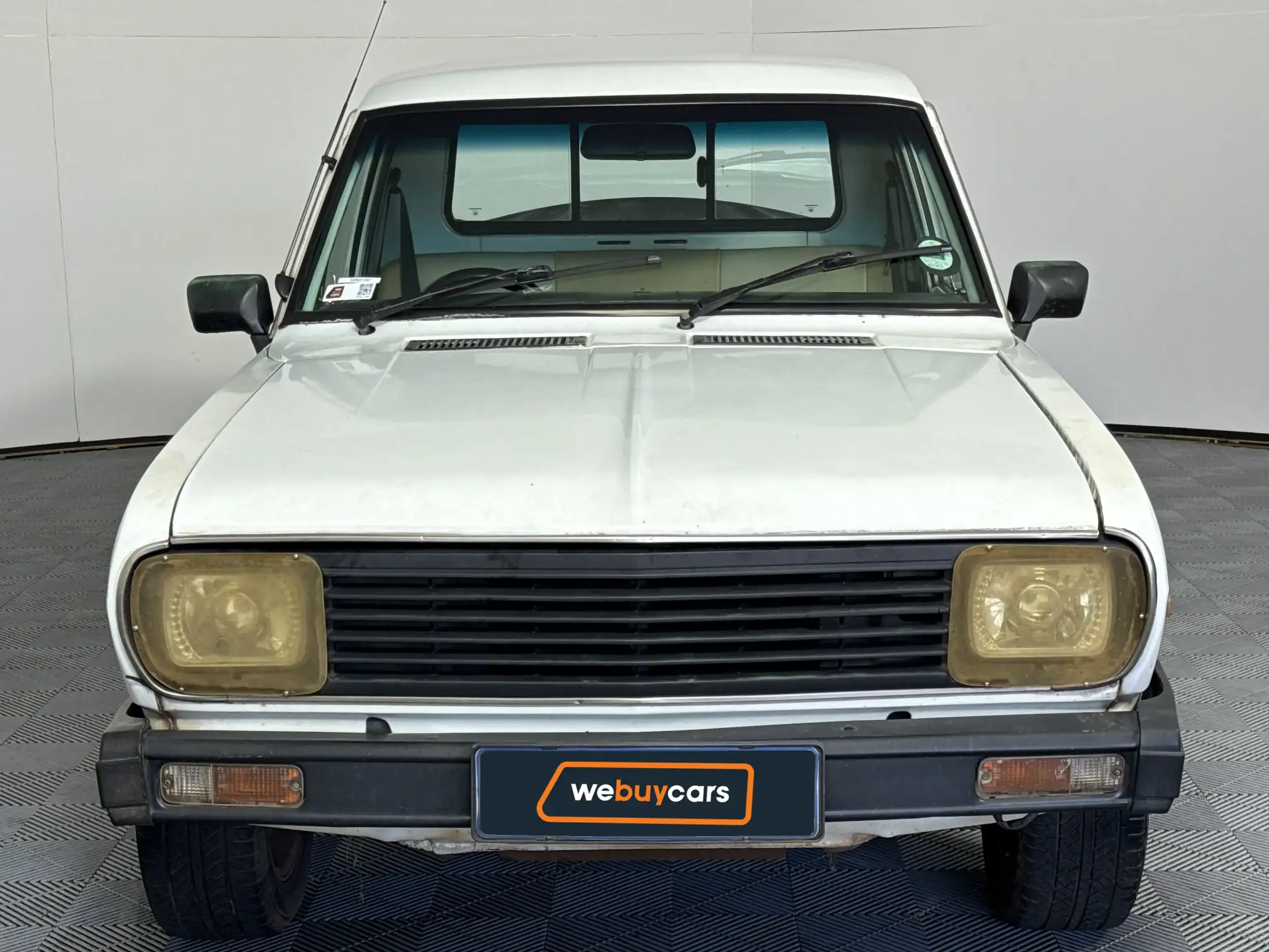 Nissan 1400