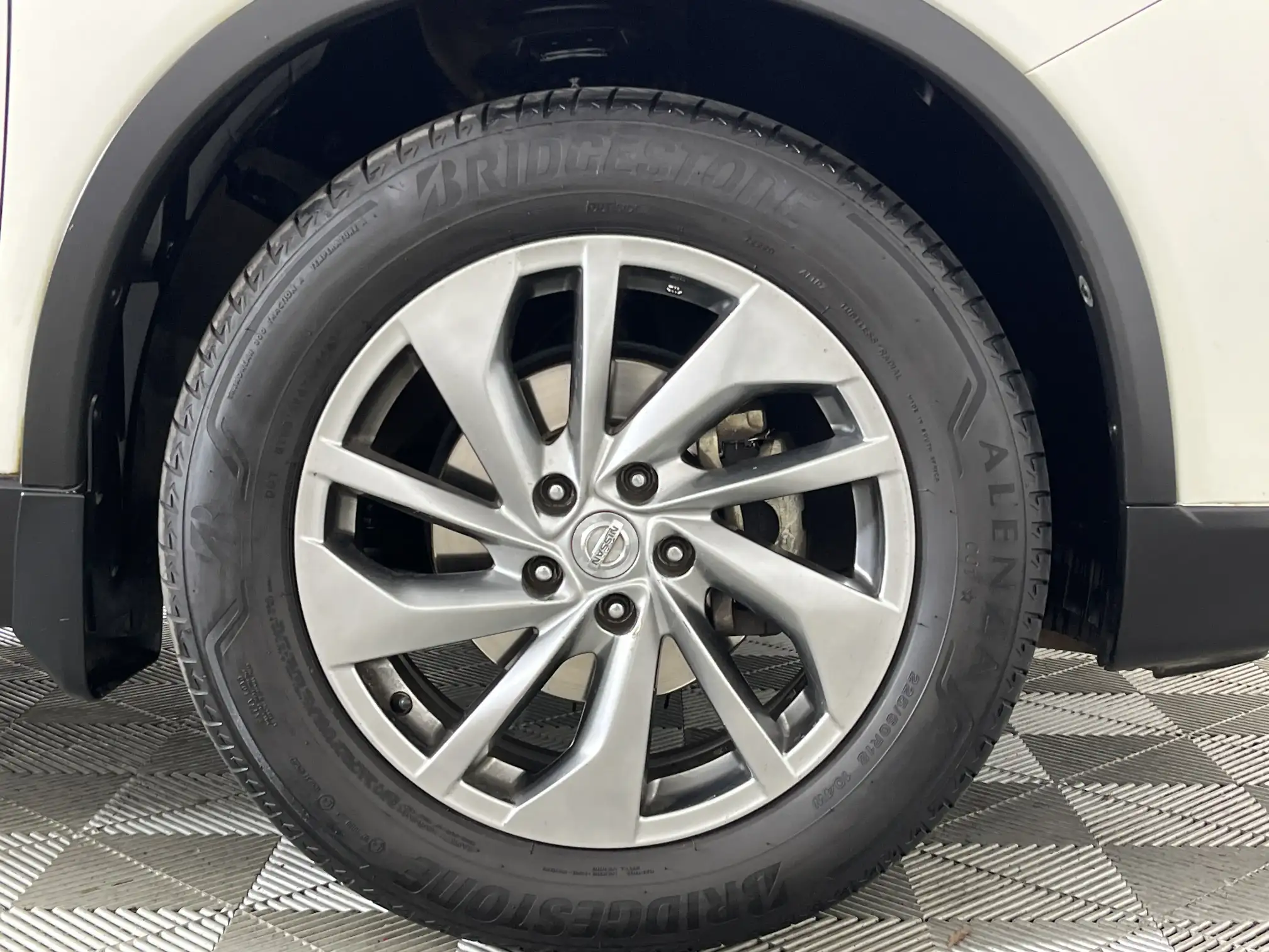 Nissan X Trail