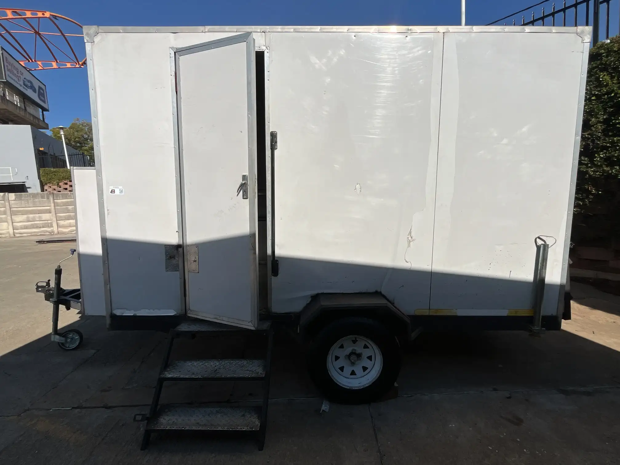 Custom Mobile Kitchen