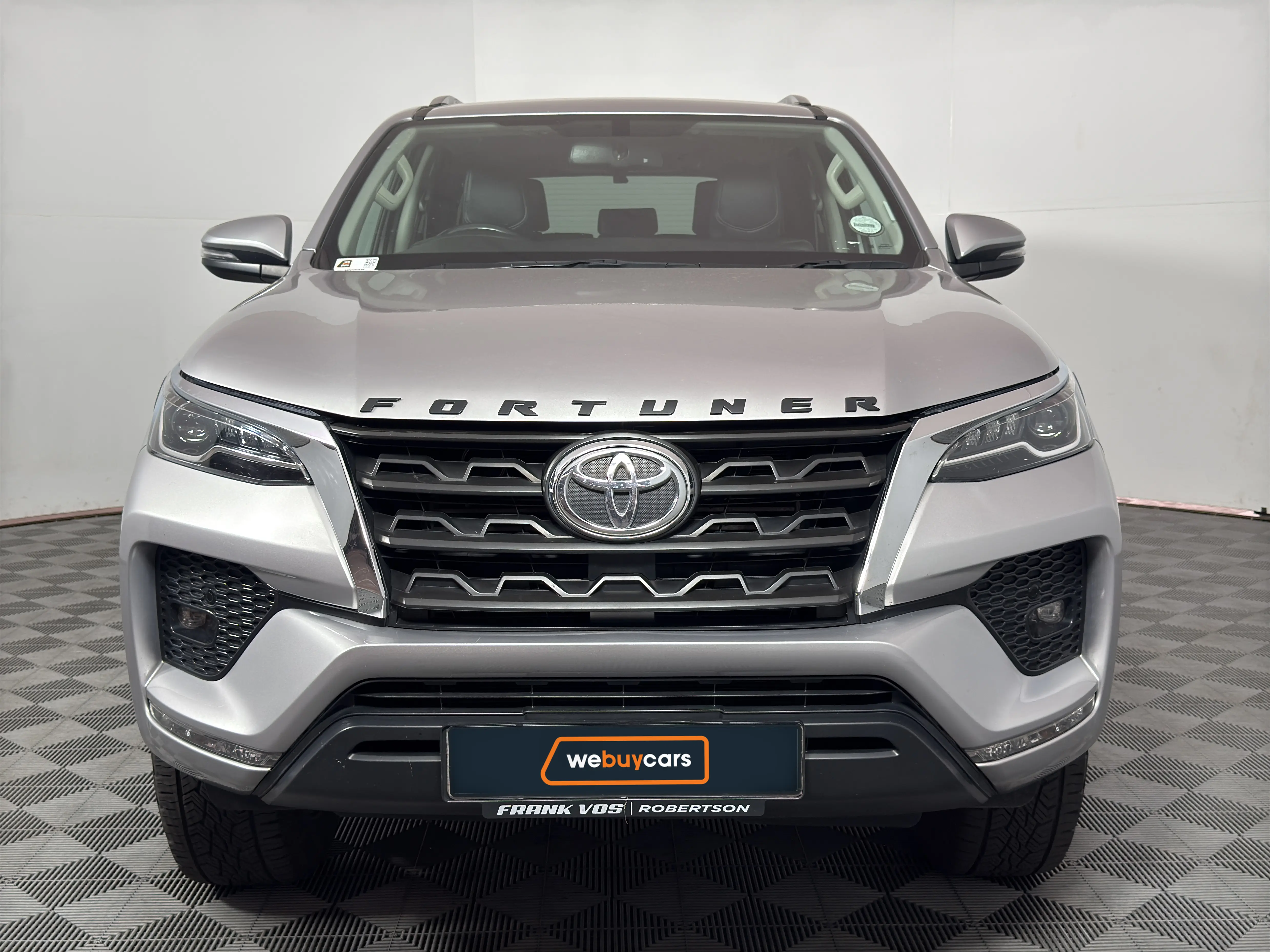2023 Toyota Fortuner 2.8gd-6 R/B Auto, photo 2