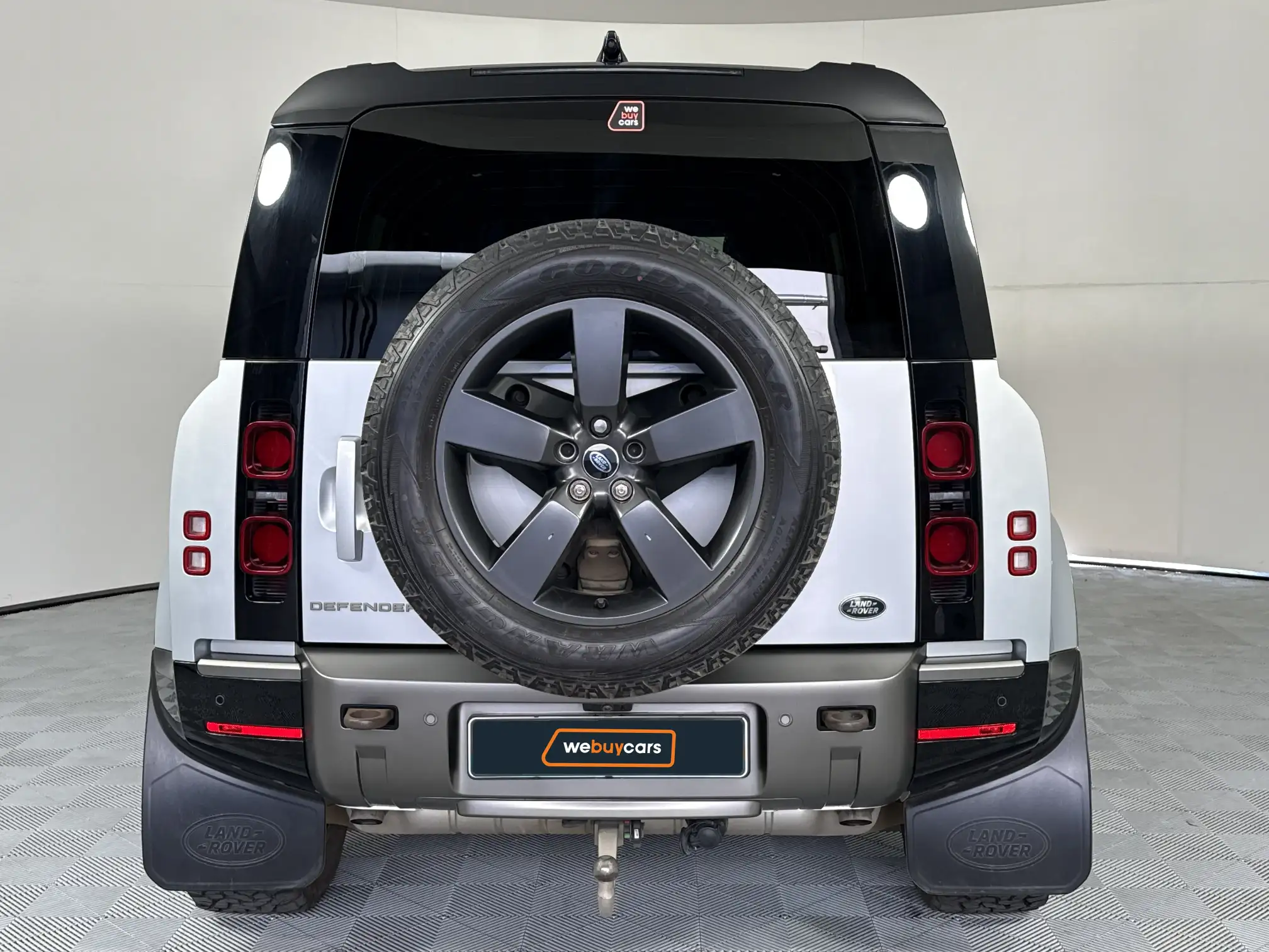 Land Rover Defender 110