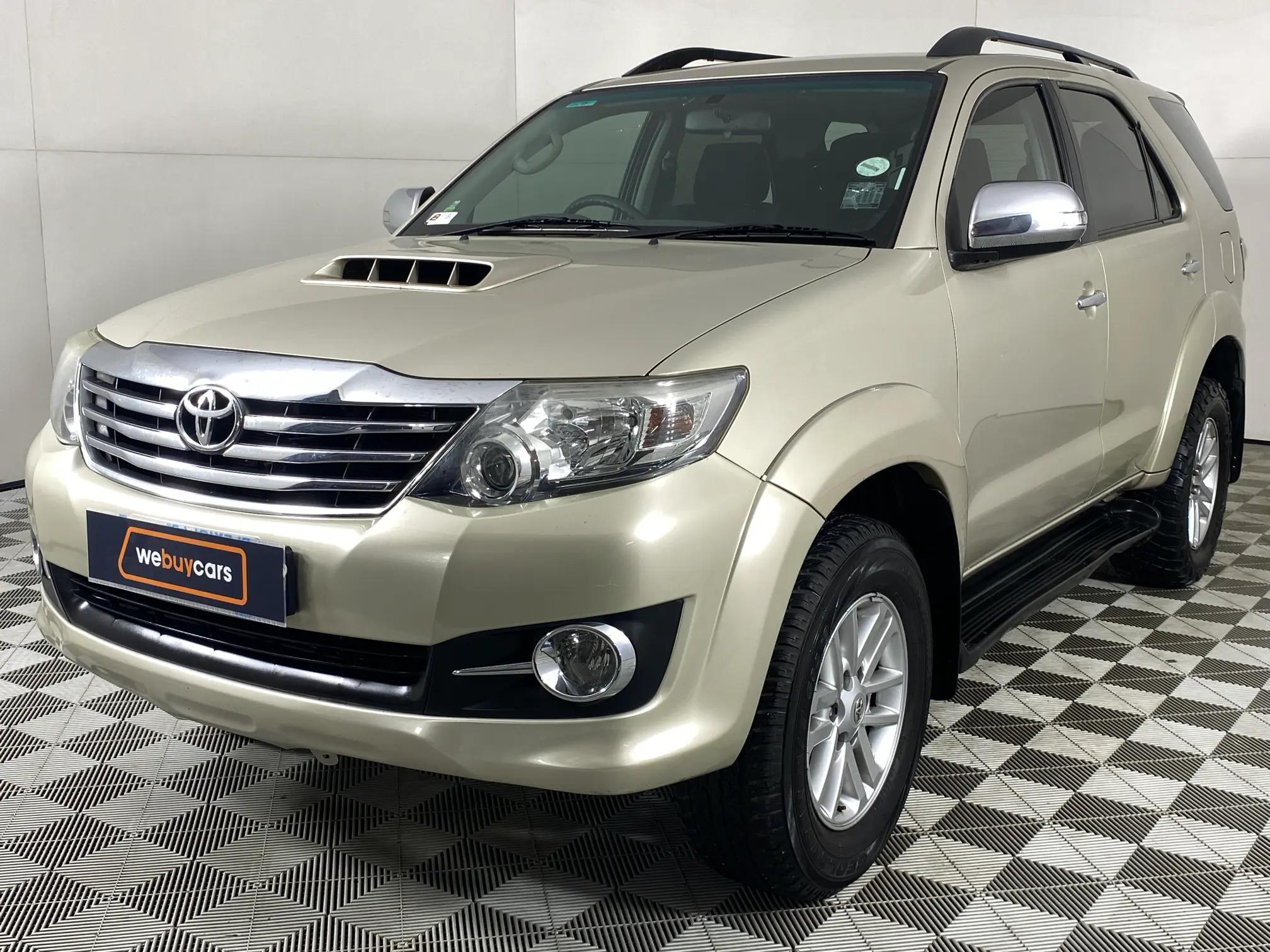 Toyota Fortuner III 2.5 D-4D VNT Raised Body Auto