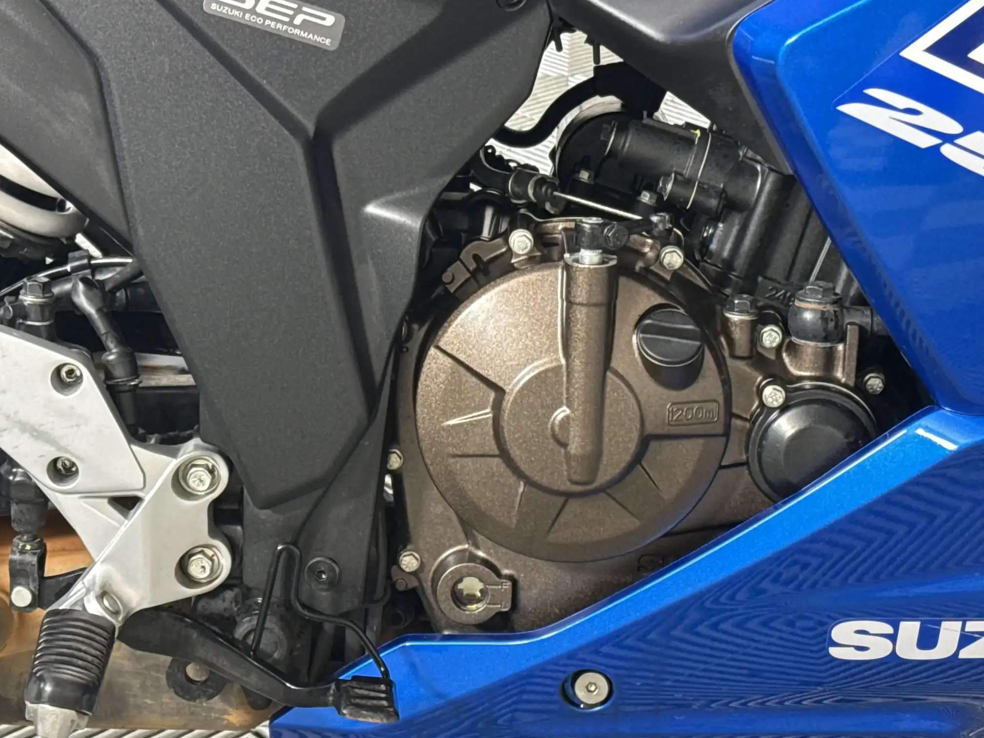 Suzuki GSX