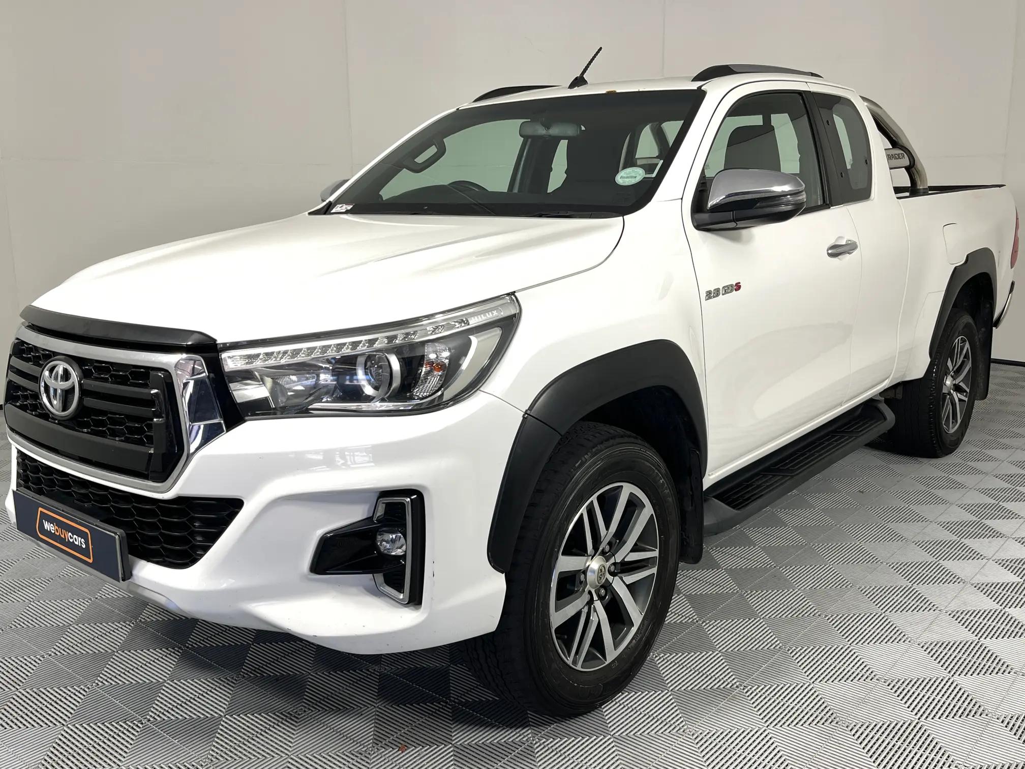 Toyota Hilux Extra Cab For Sale: This Deal'S Disappearing Fast! - 4gy0o8z