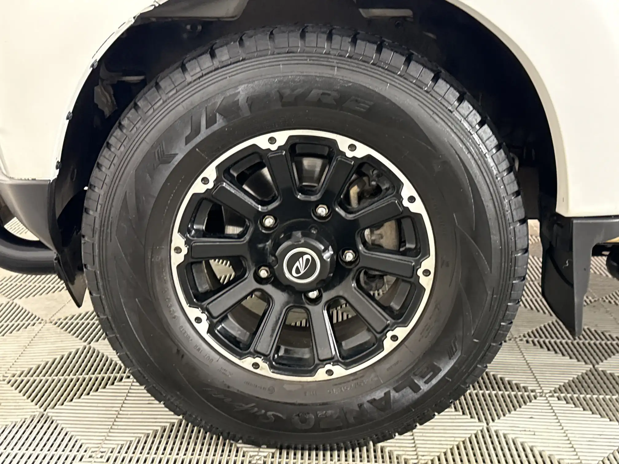 Mahindra PIK UP