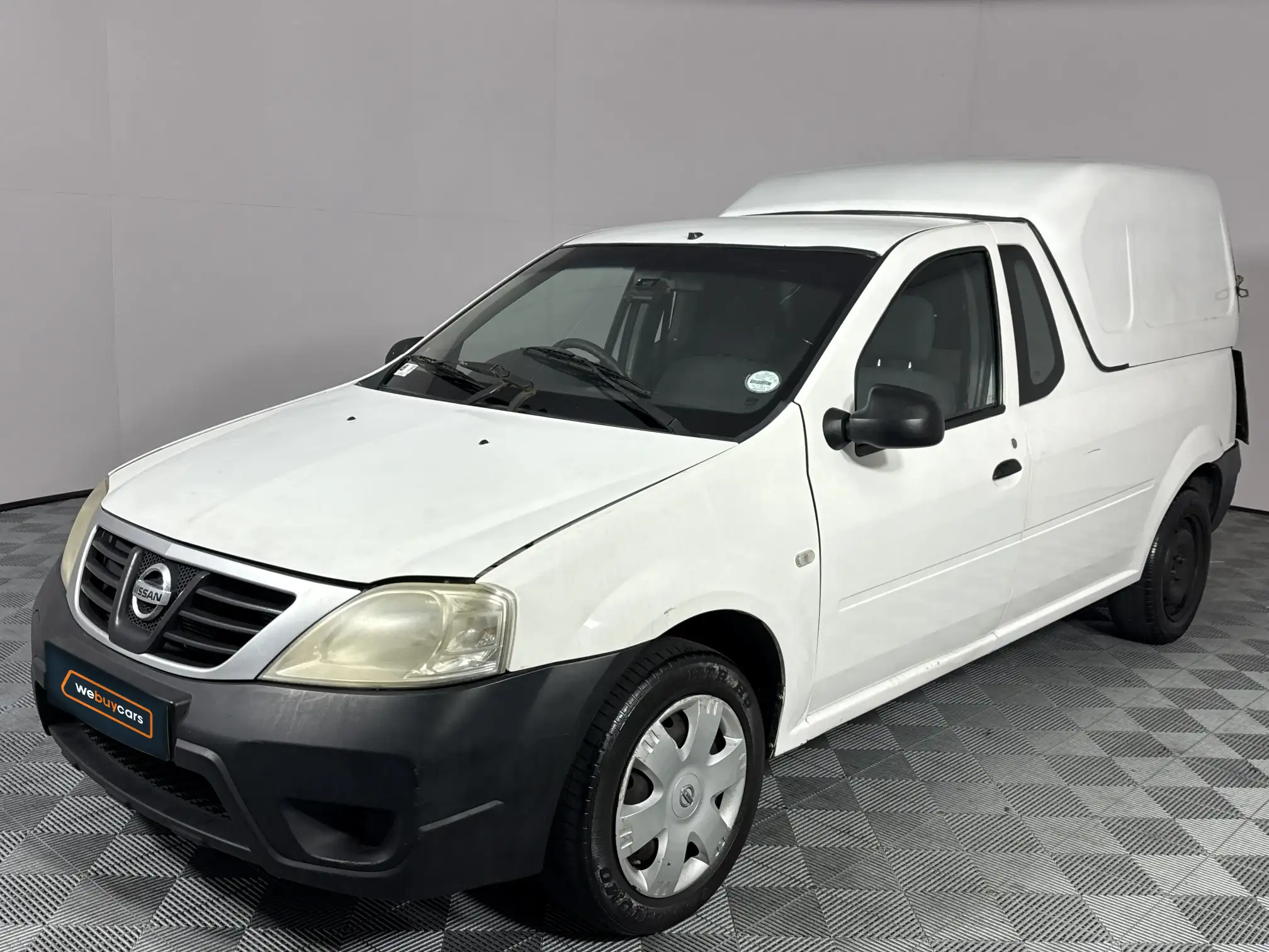 2010 Nissan NP200