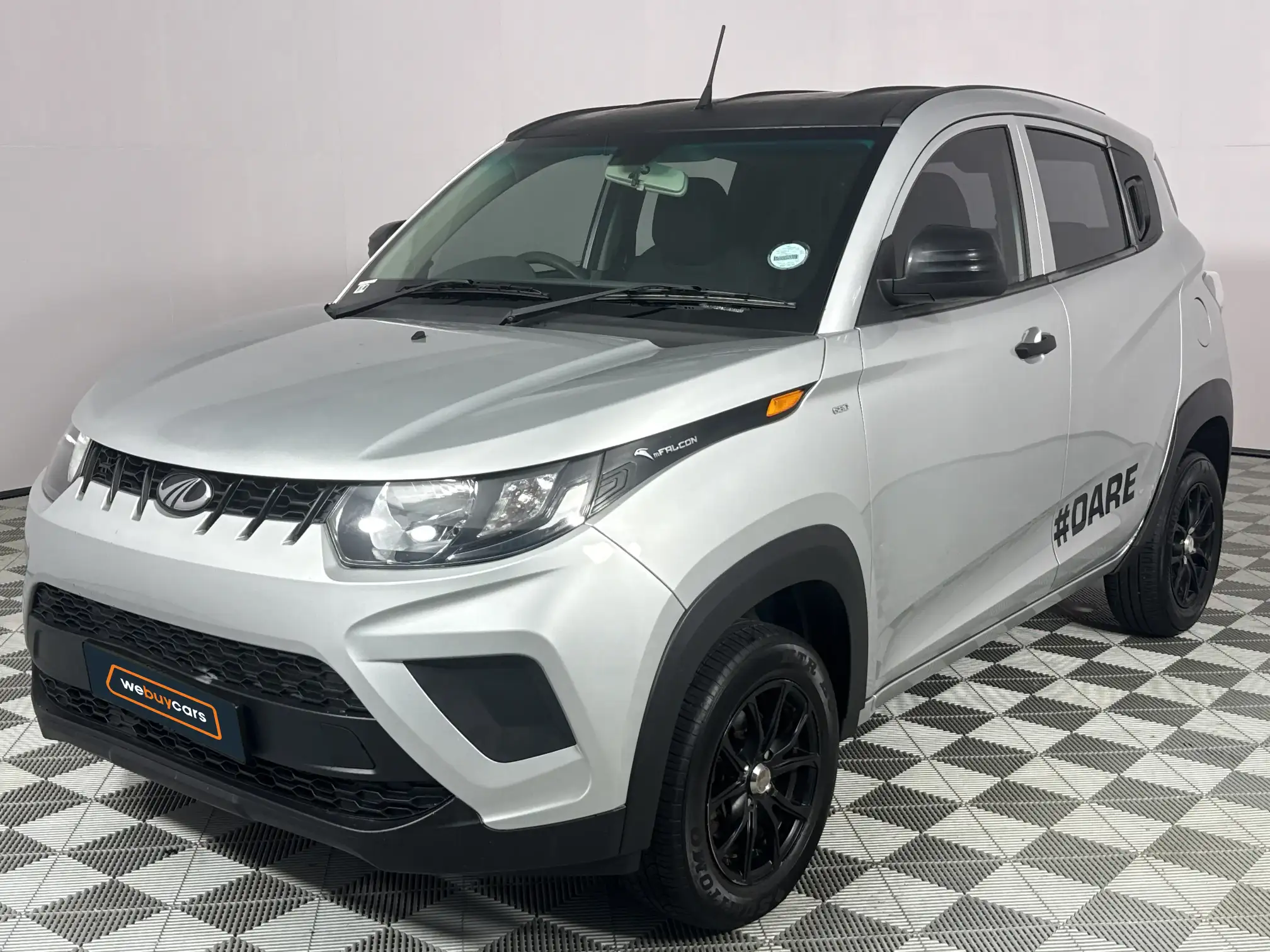 2020 Mahindra KUV 100