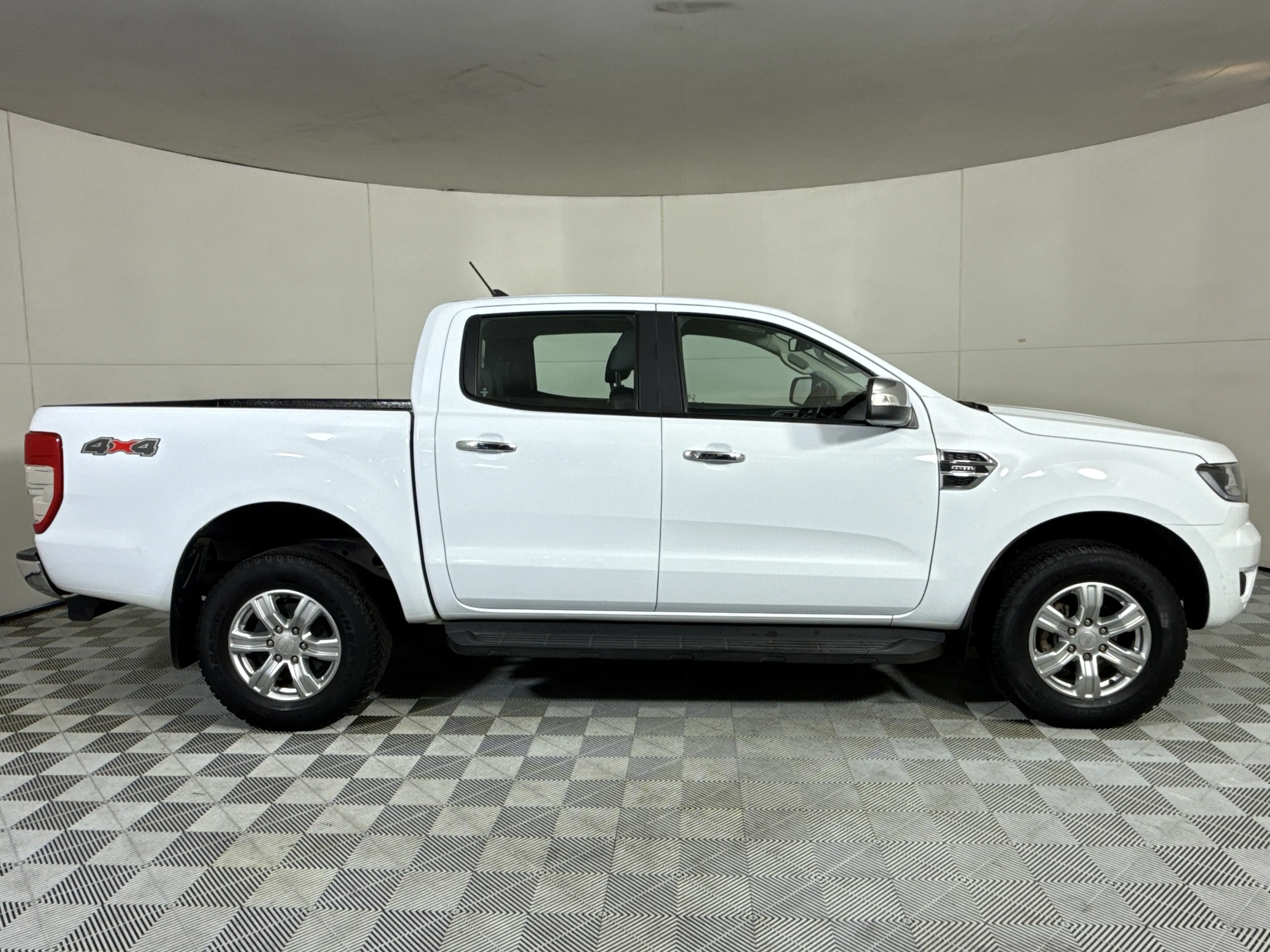 2022 Ford Ranger 2.0d XLT 4x4 Auto Pick Up Double Cab, photo 4