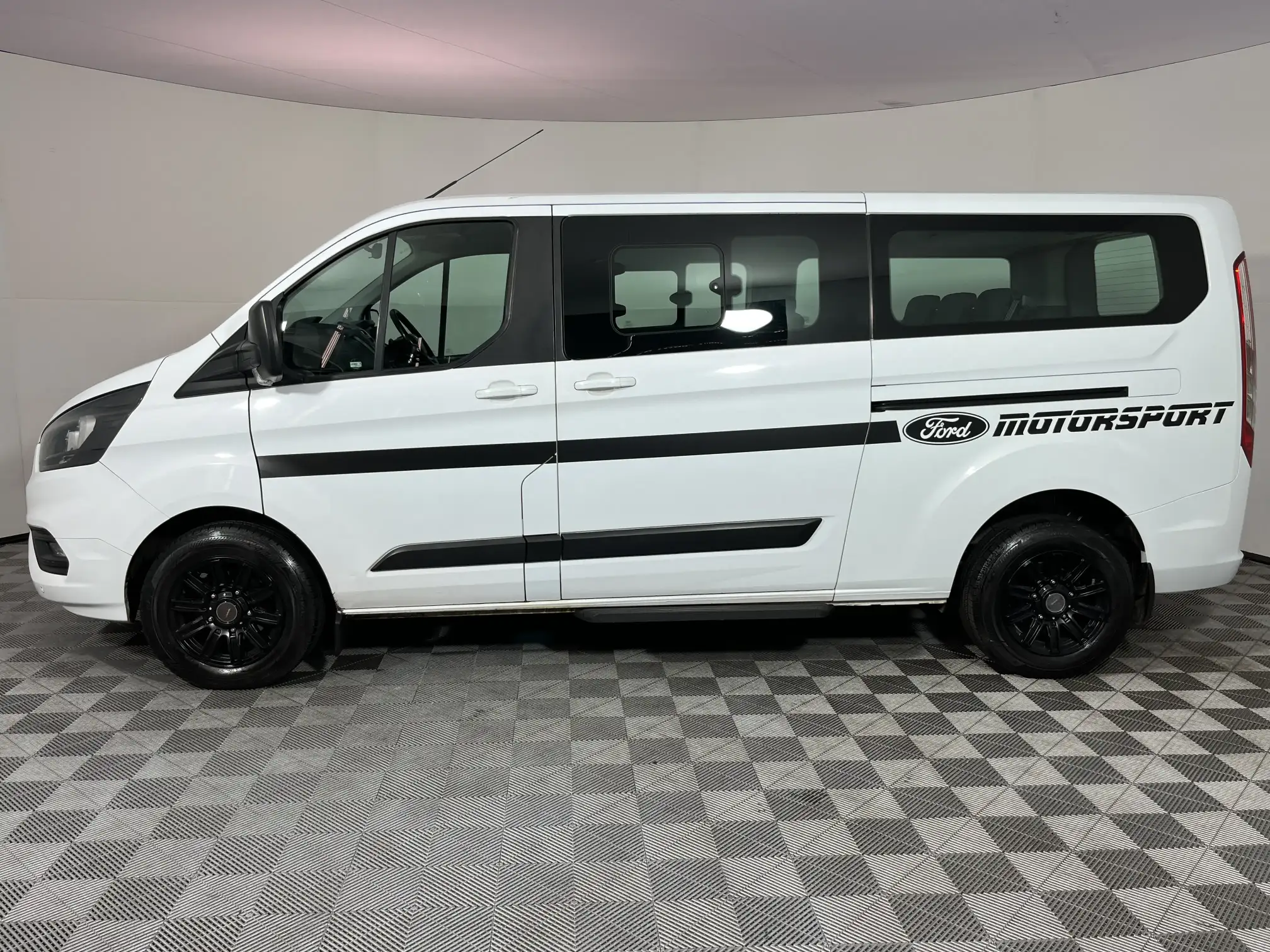 Ford Tourneo