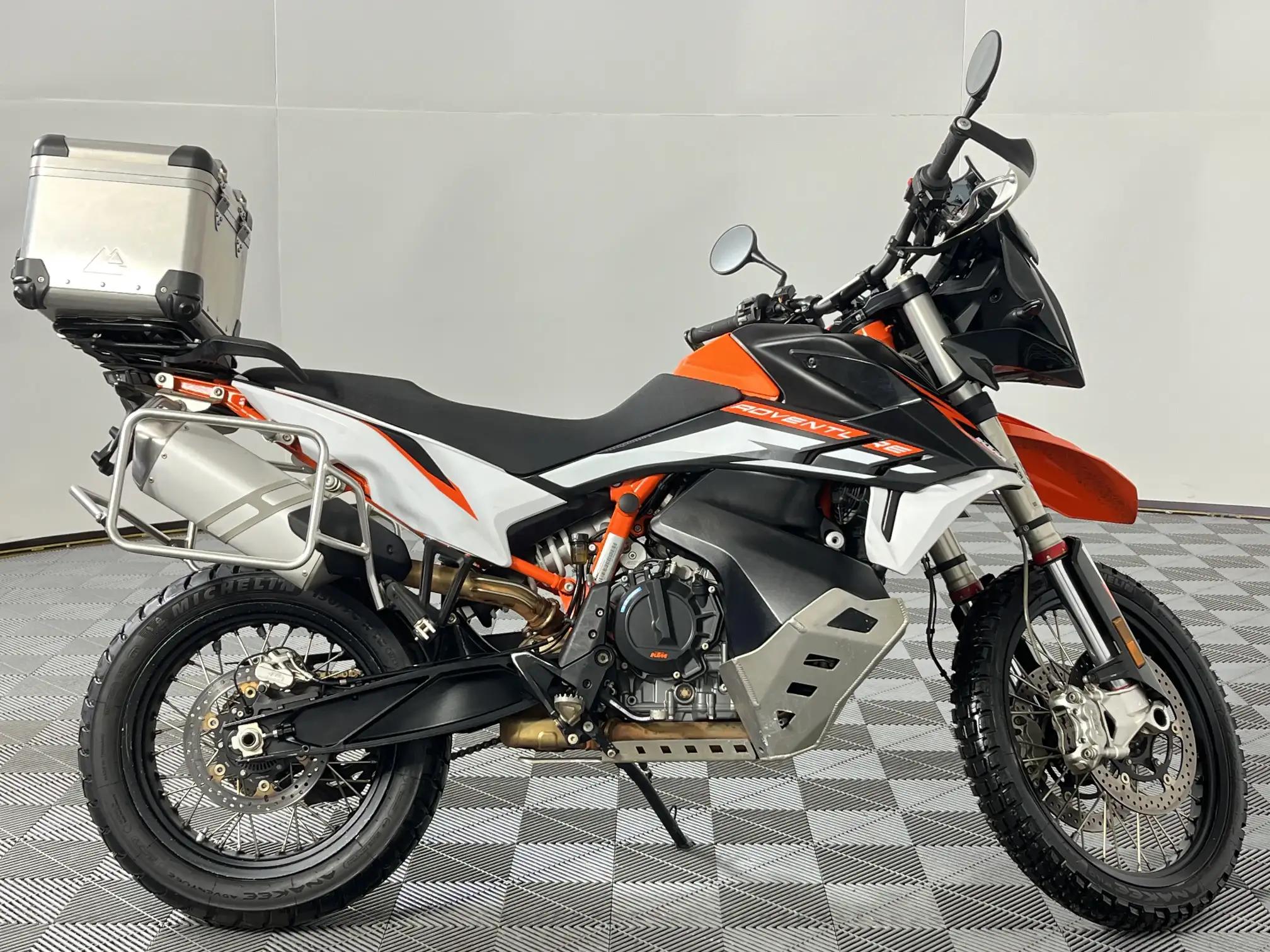 2022 KTM Adventure