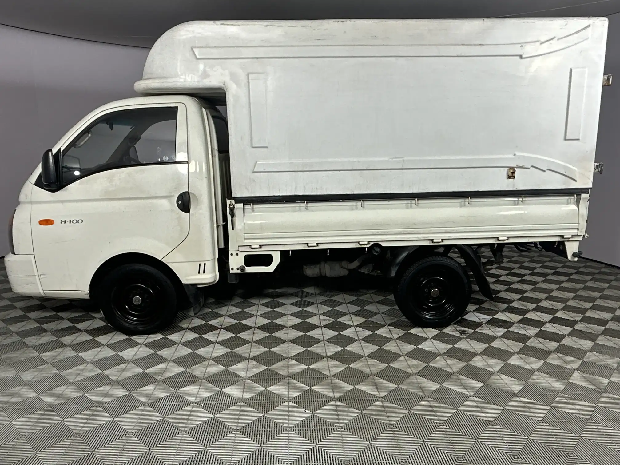 Hyundai H100