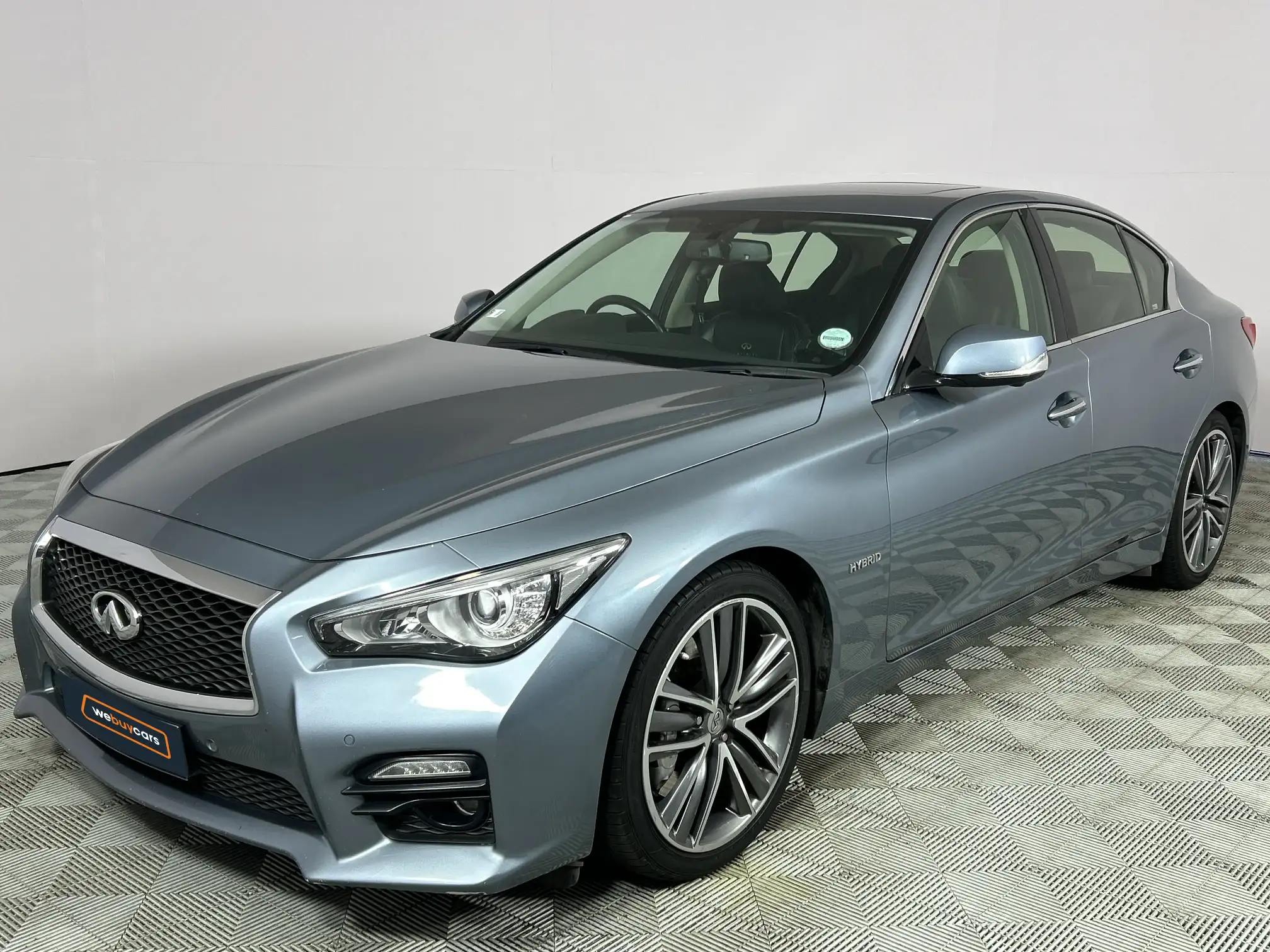 2015 Infiniti Q50