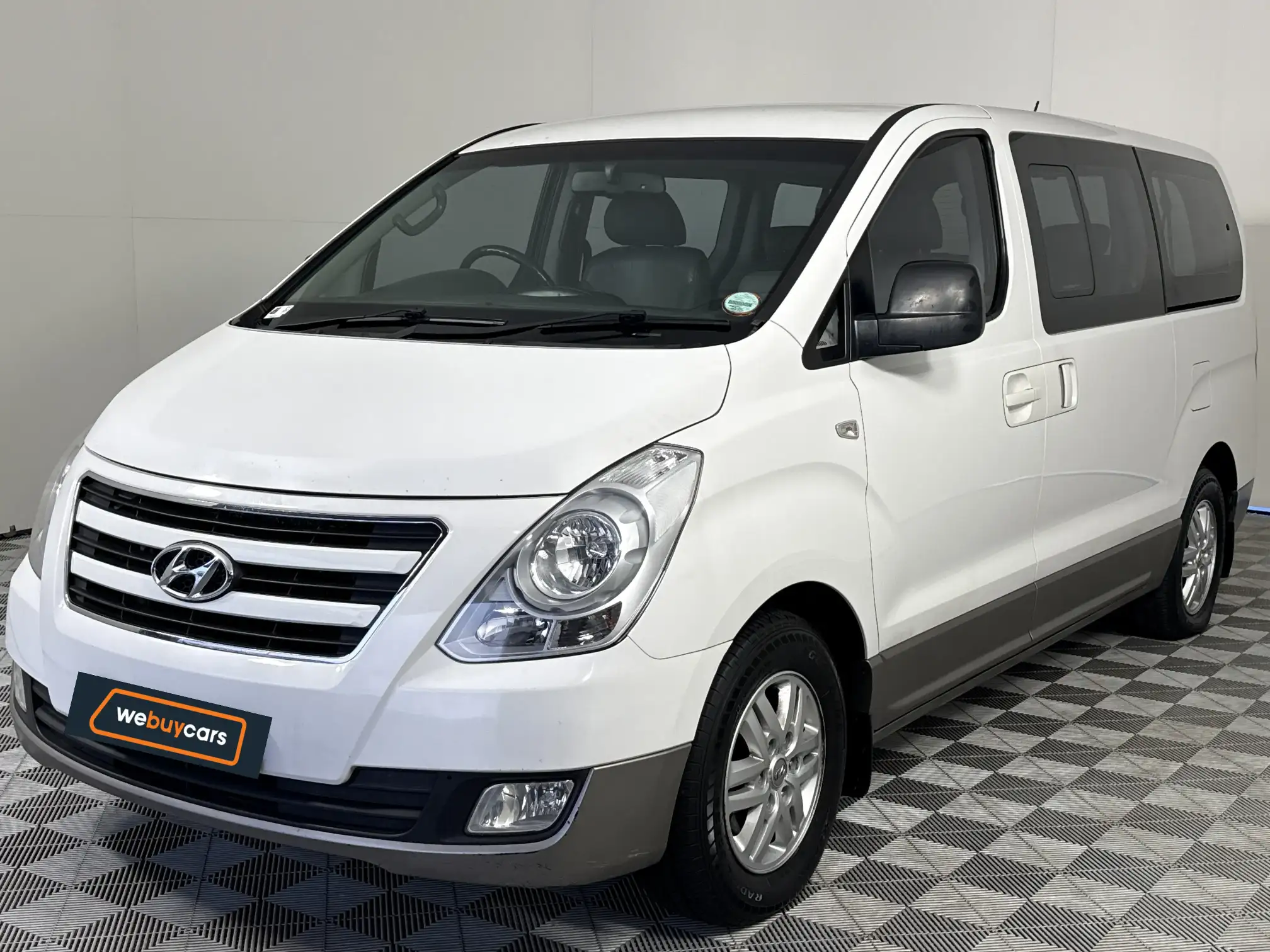 Hyundai H-1