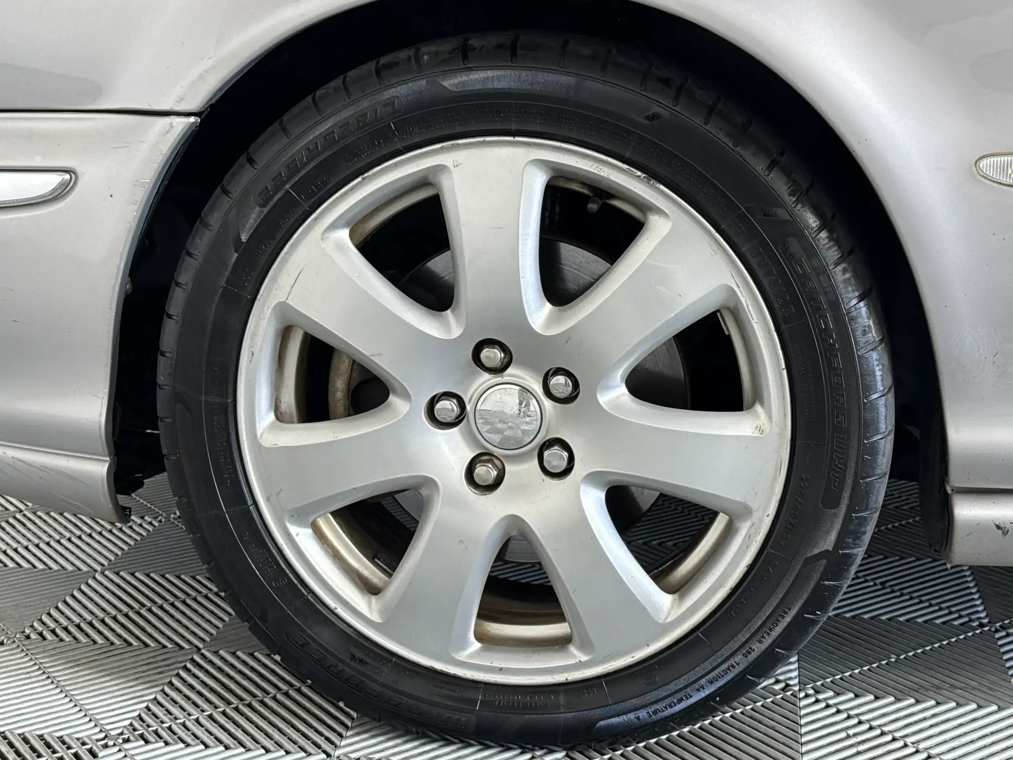 Jaguar X-Type