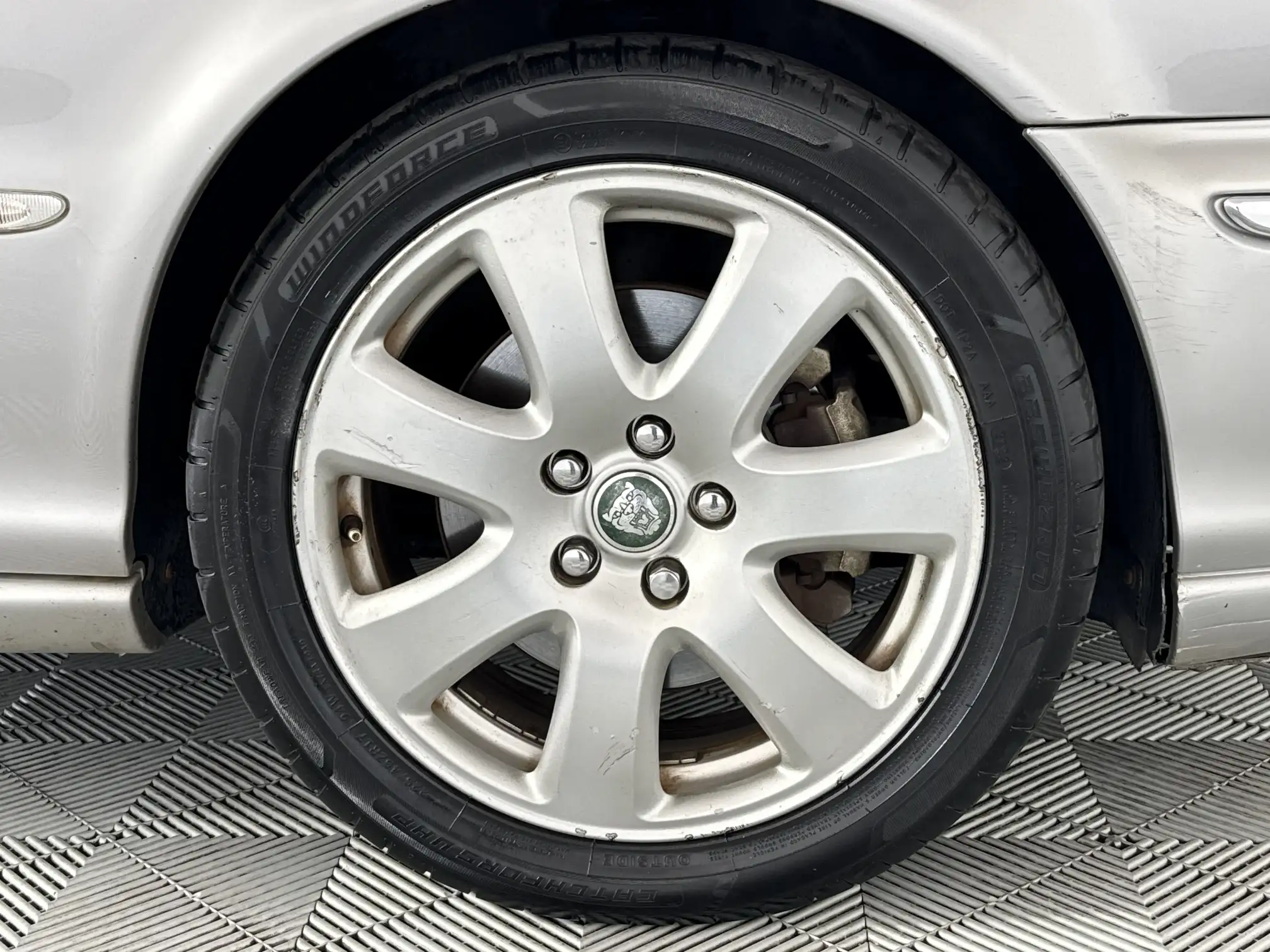 Jaguar X-Type