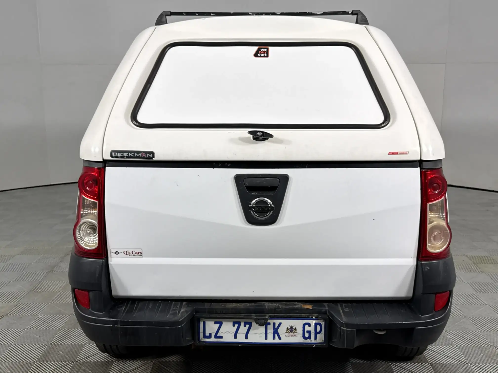 Nissan NP200