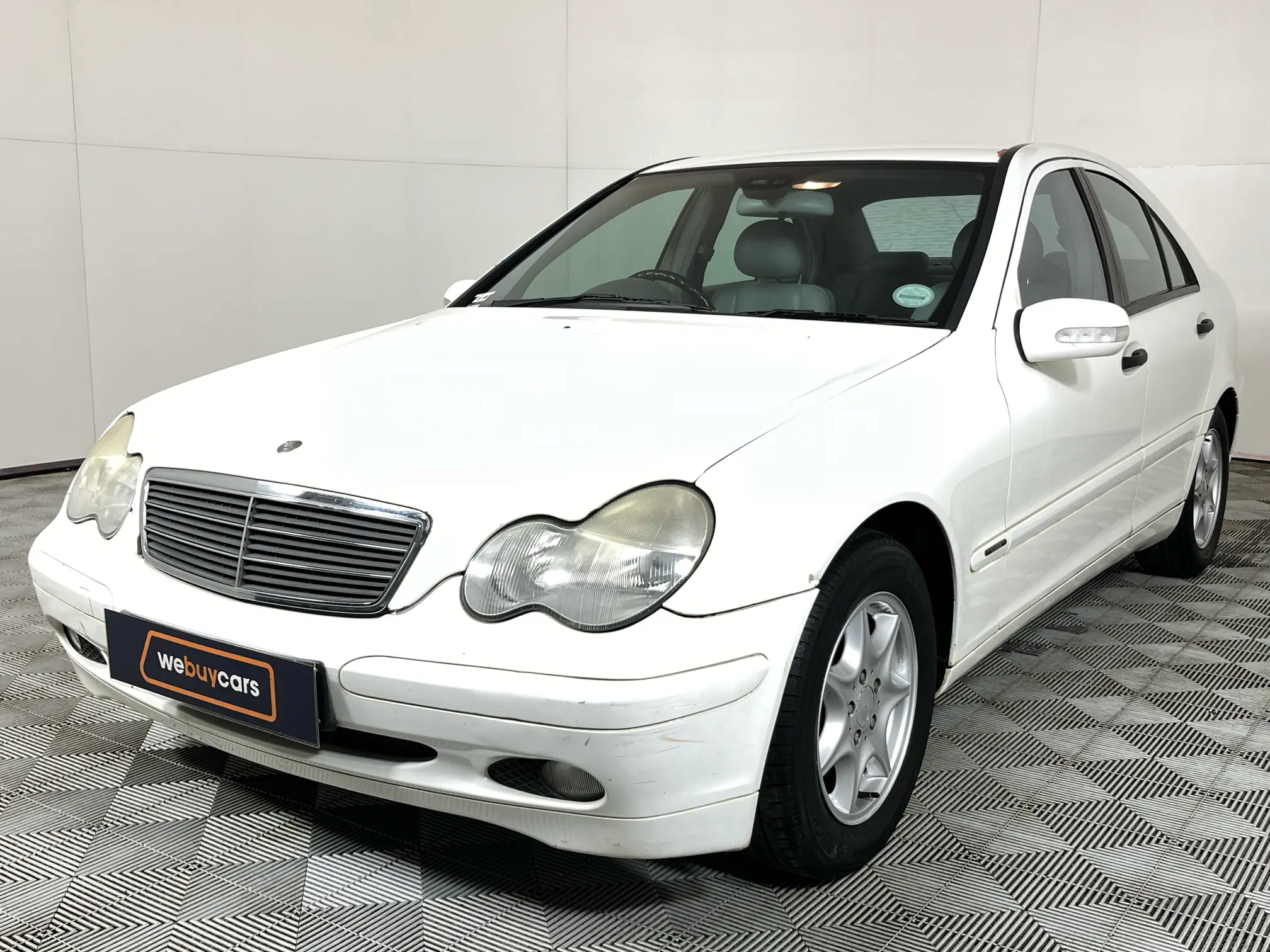 2002 Mercedes-Benz C Class Sedan C200k Classic Auto