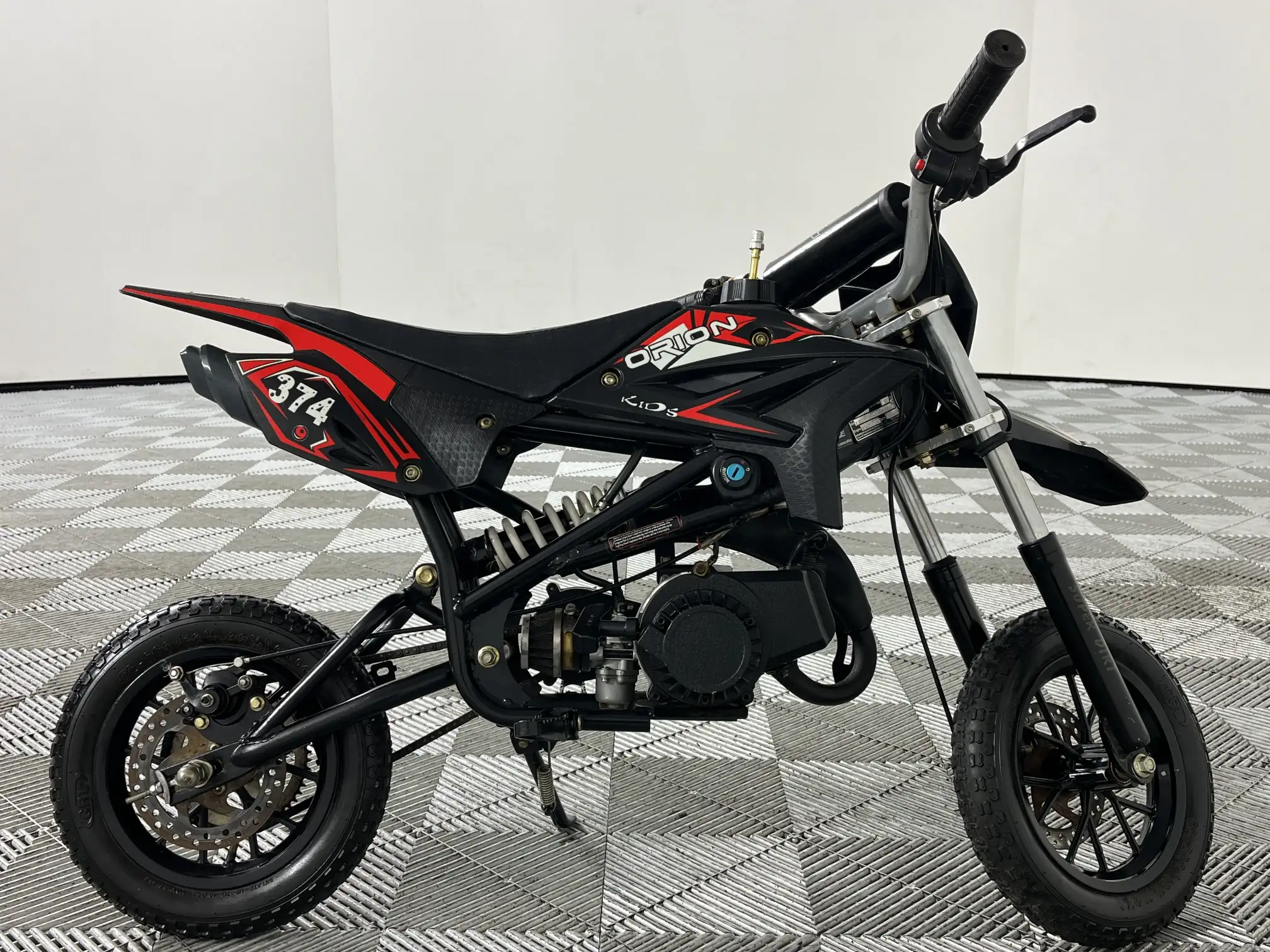 Gomoto Orion
